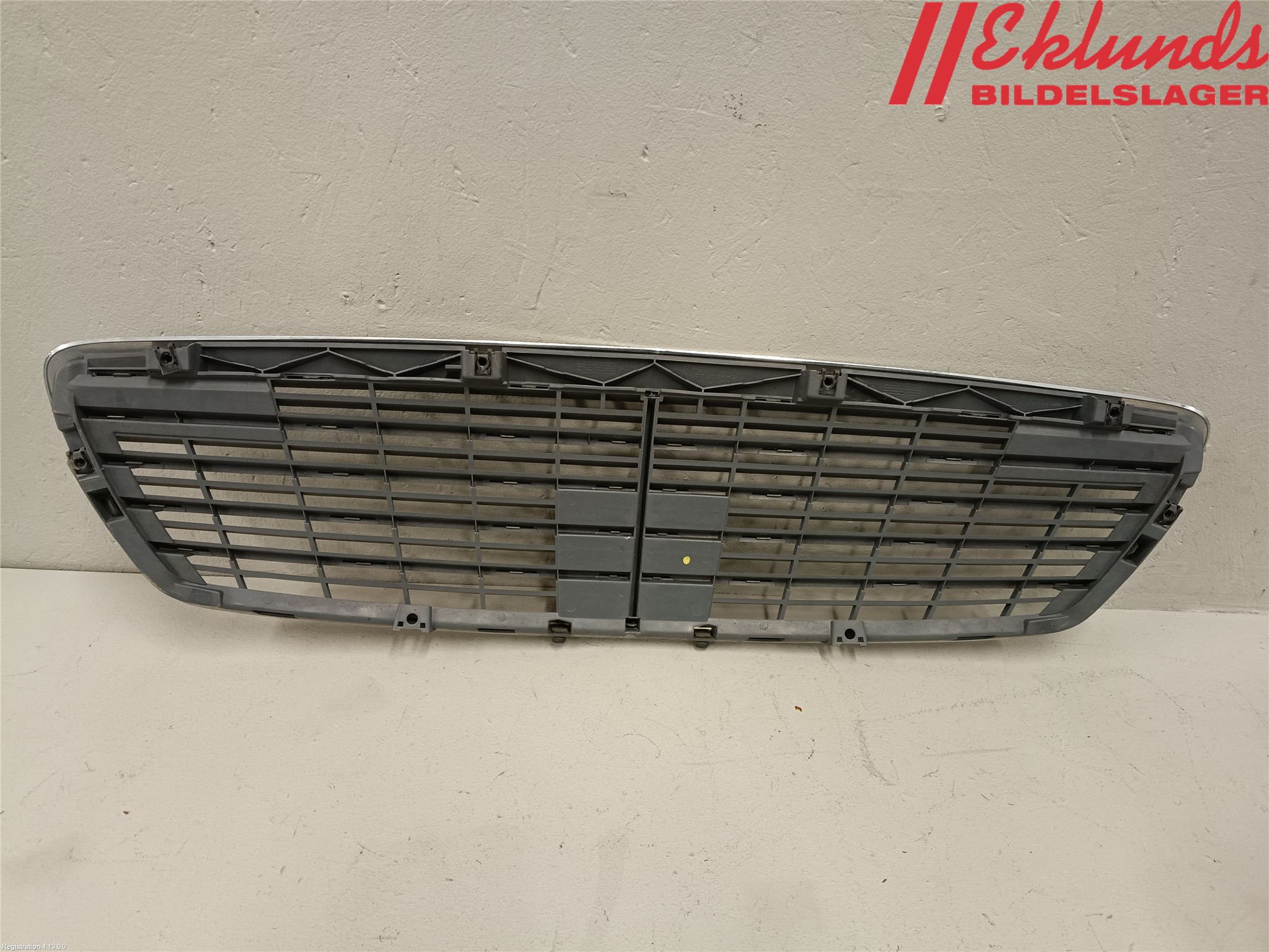 Mercedes-Benz MB E-KLASS (W211) 02-09 Grill Komp