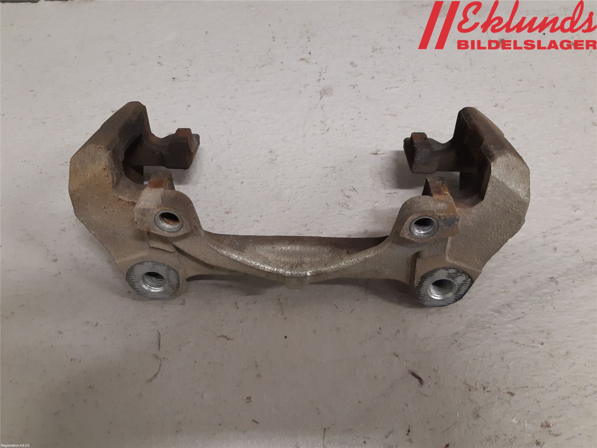 Toyota YARIS XP21 20- Bromsokshållare