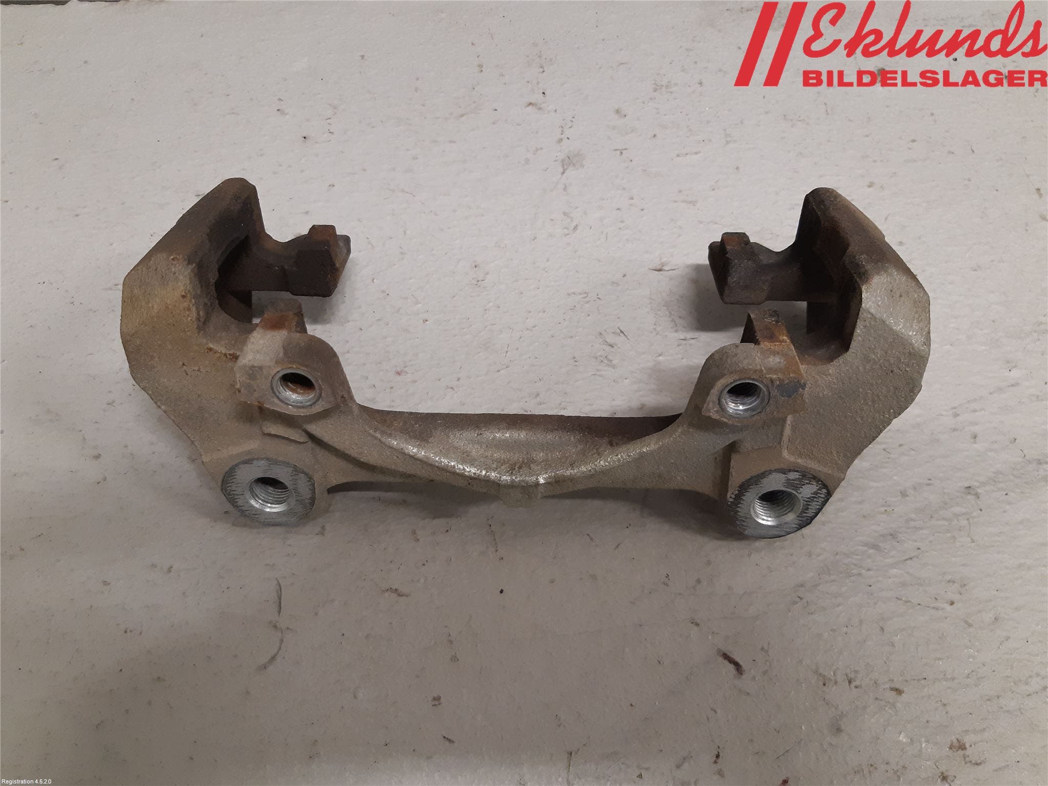 Toyota YARIS XP21 20- Bromsokshållare