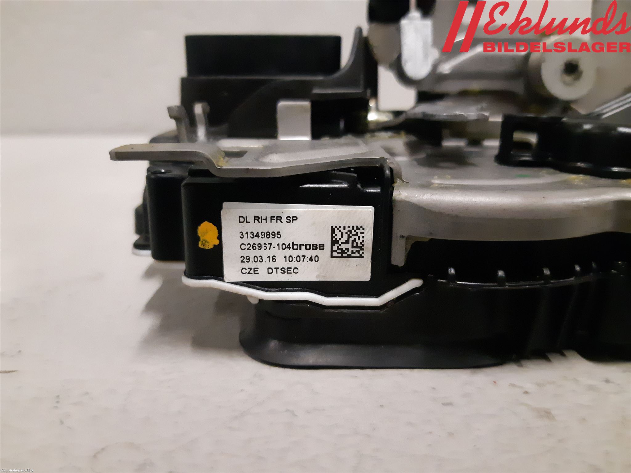 Volvo XC90/RECHARGE 16- Låskista-Dörrlås