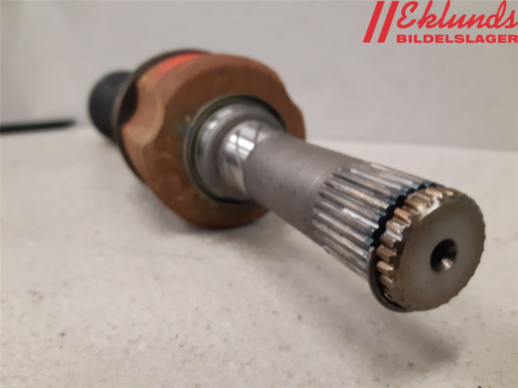 Nissan QASHQAI 10-14 Drivaxel Fram Vänster