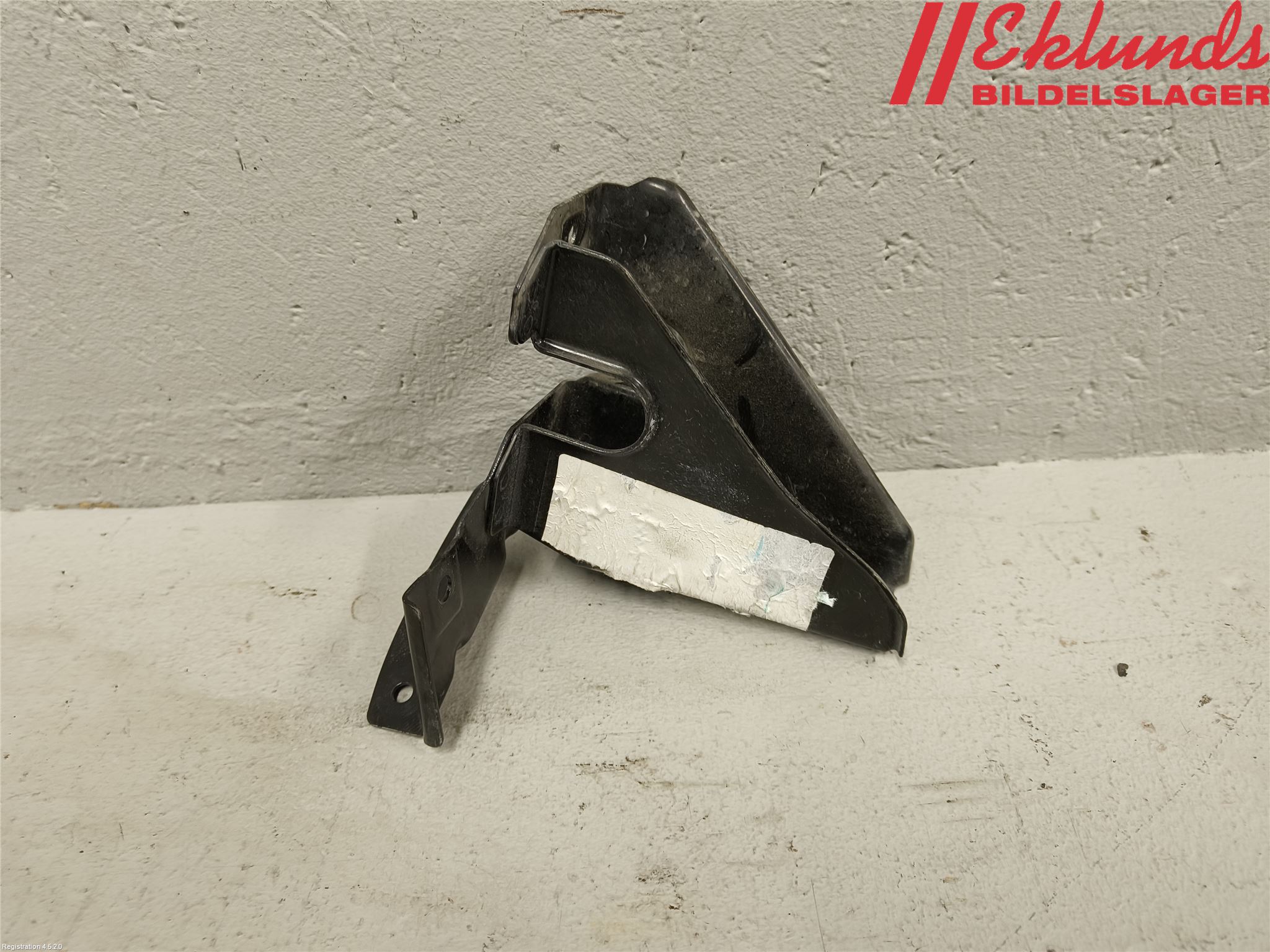 BMW 3 E90/91 SED/TOU 05-12 Frontplåt