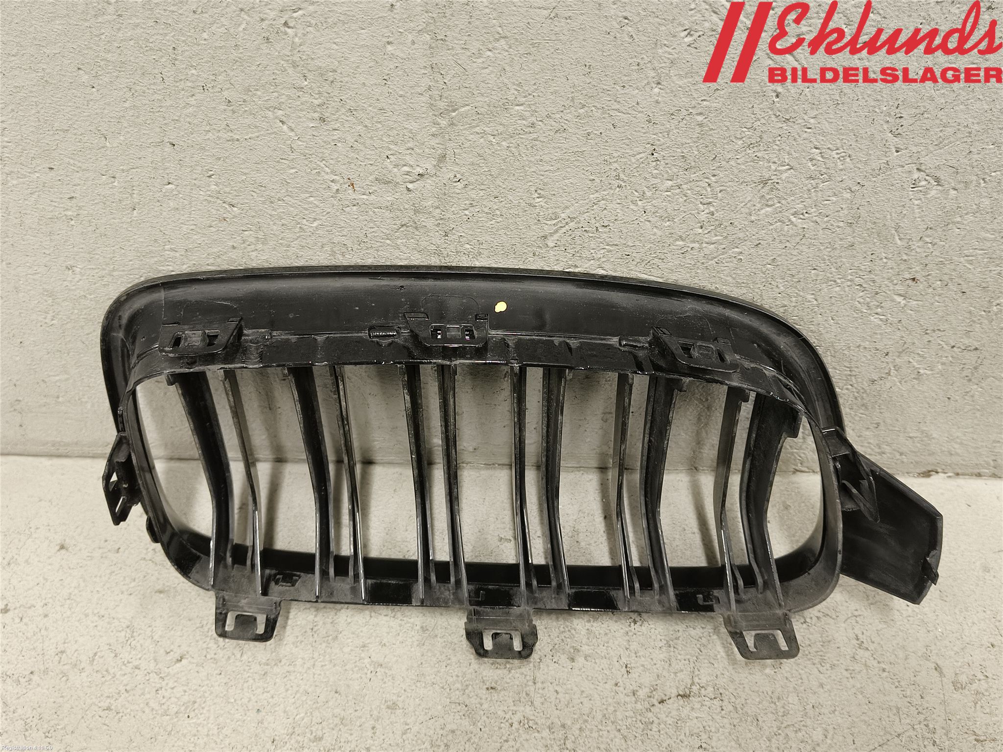 BMW 3 F30/F31/F80 12-19 Grilldel Mitt