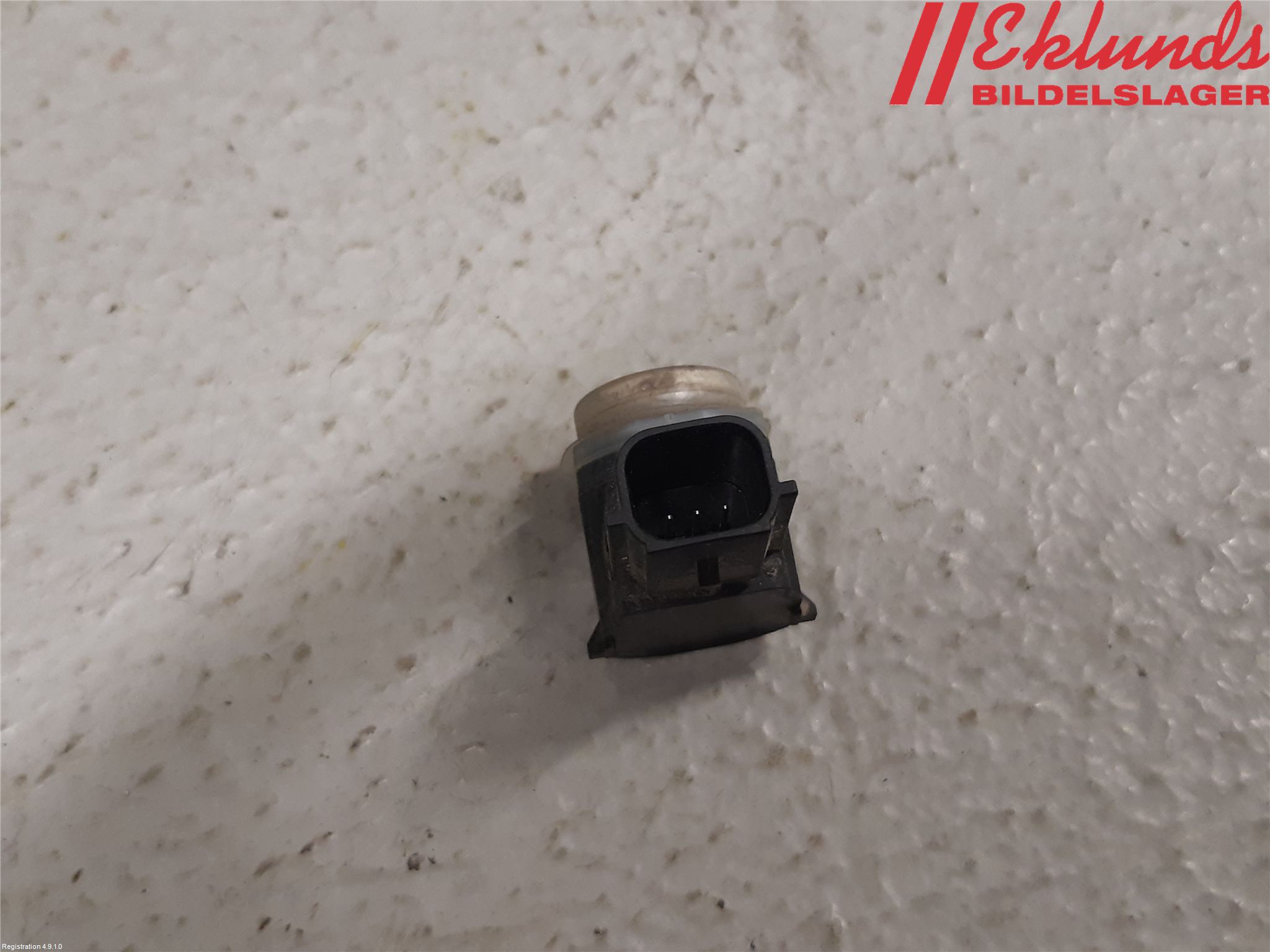Ford KUGA 17-19 Parkeringshjälp Backsensor