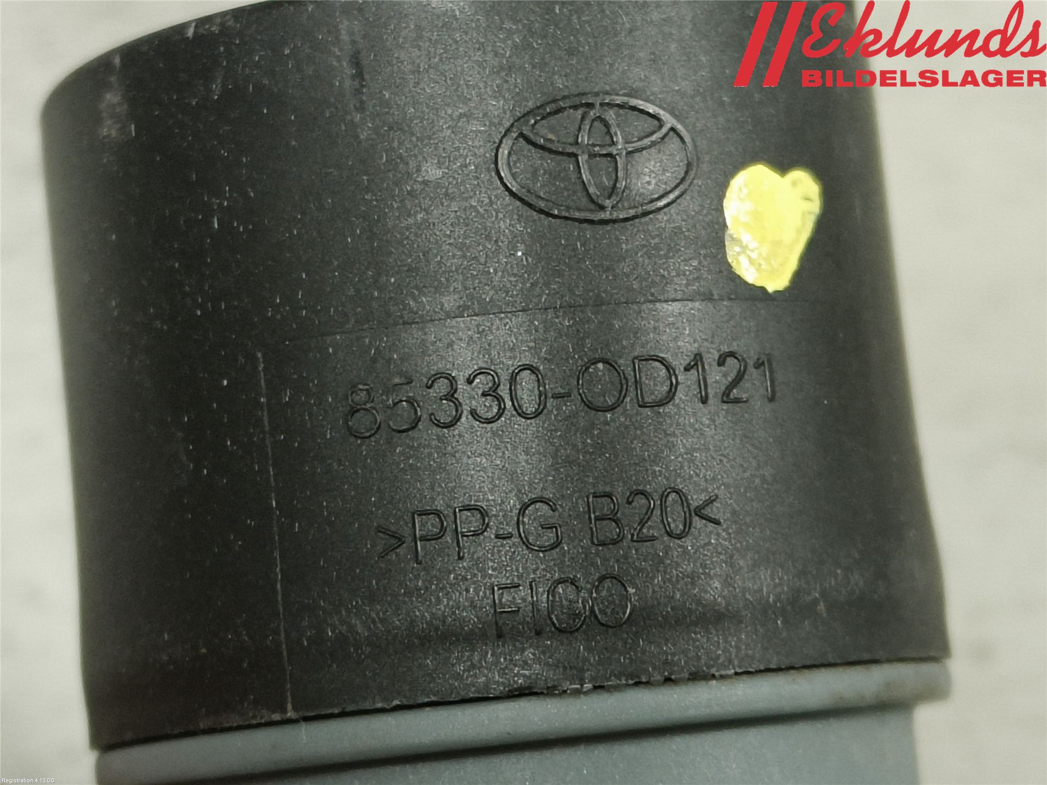 Toyota YARIS XP130 15-20 Spolarpump Vindruta