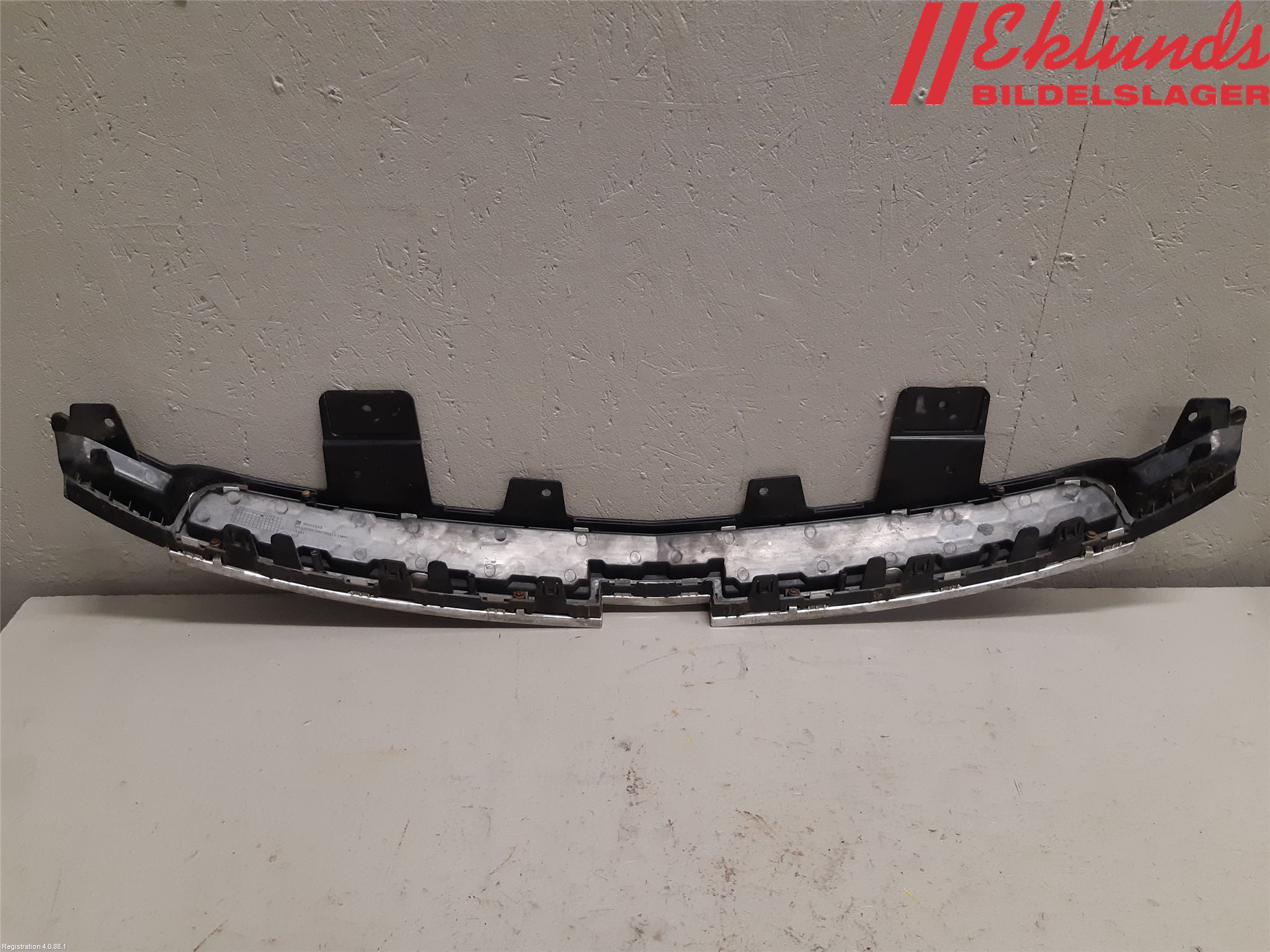 GM CHEVROLET ORLANDO Grill Komp