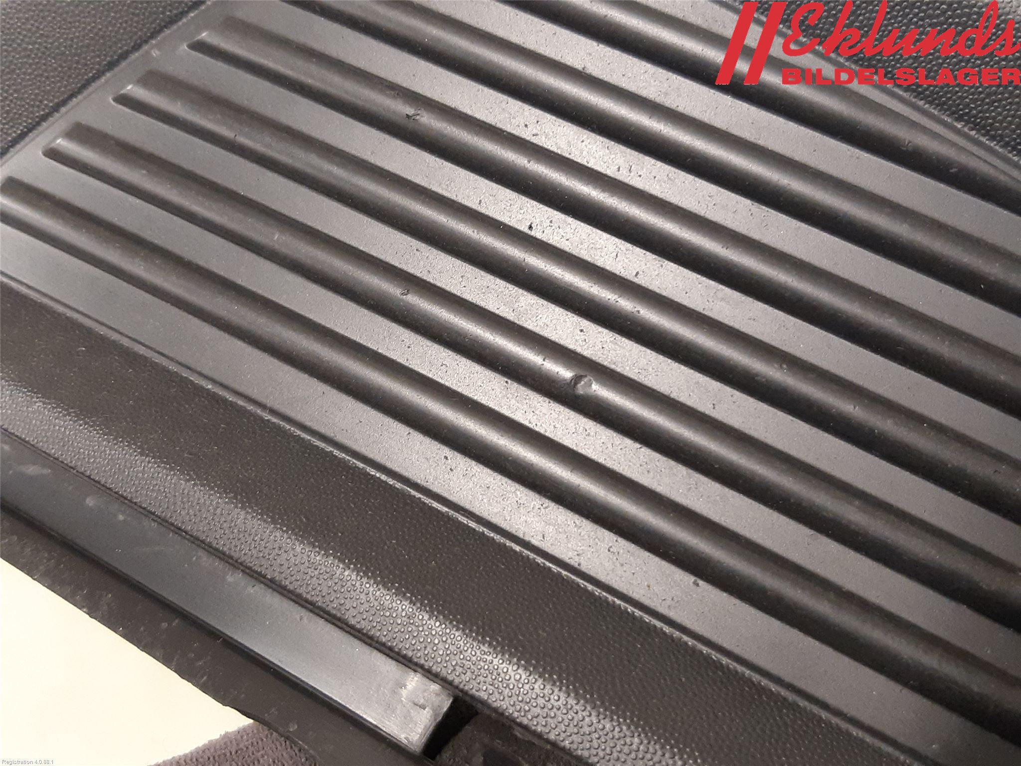 Hyundai TUCSON 05- Stöt Utfyllnad-List-Grill