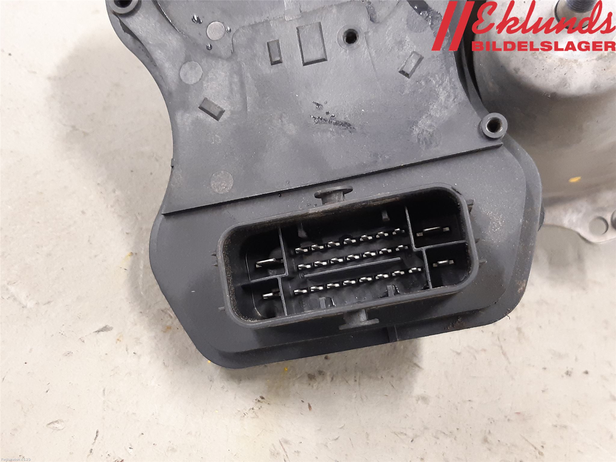 Volvo XC40/RECHARGE 18- Bromsservo