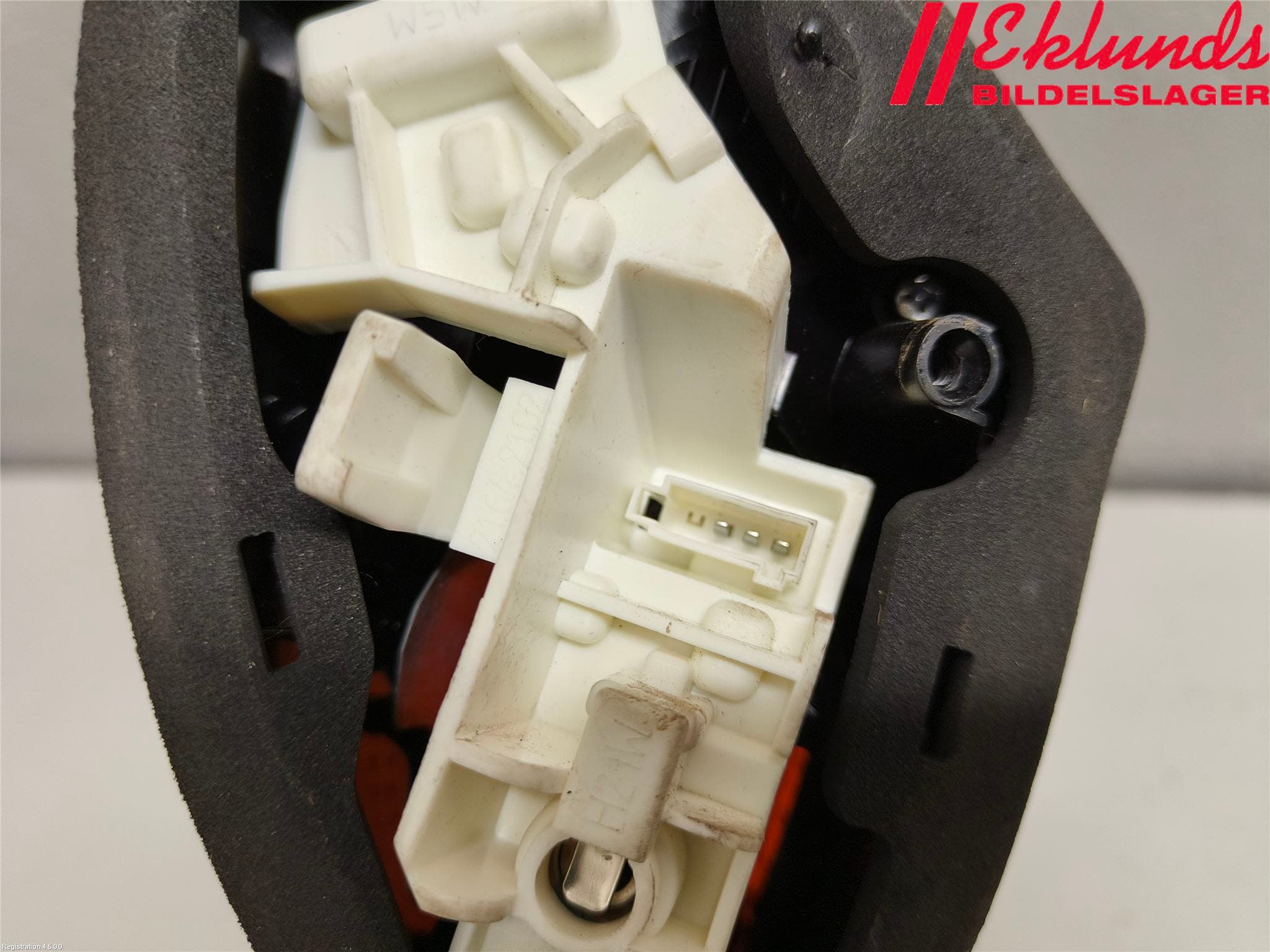 Opel ASTRA J 10-15 Bakljus Lucka Vä