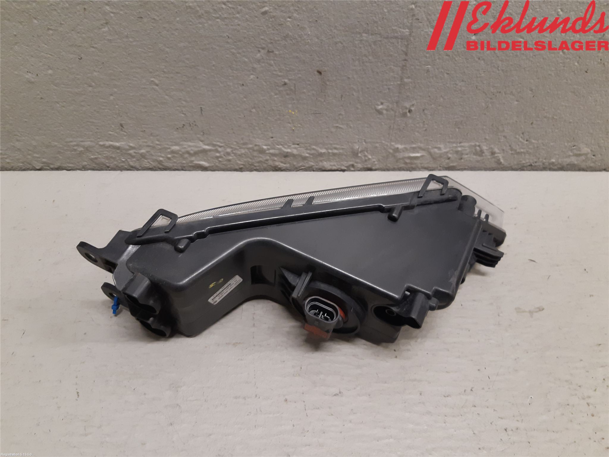 Volkswagen VW TIGUAN 16-24 Dimljus-Varselljus Fram