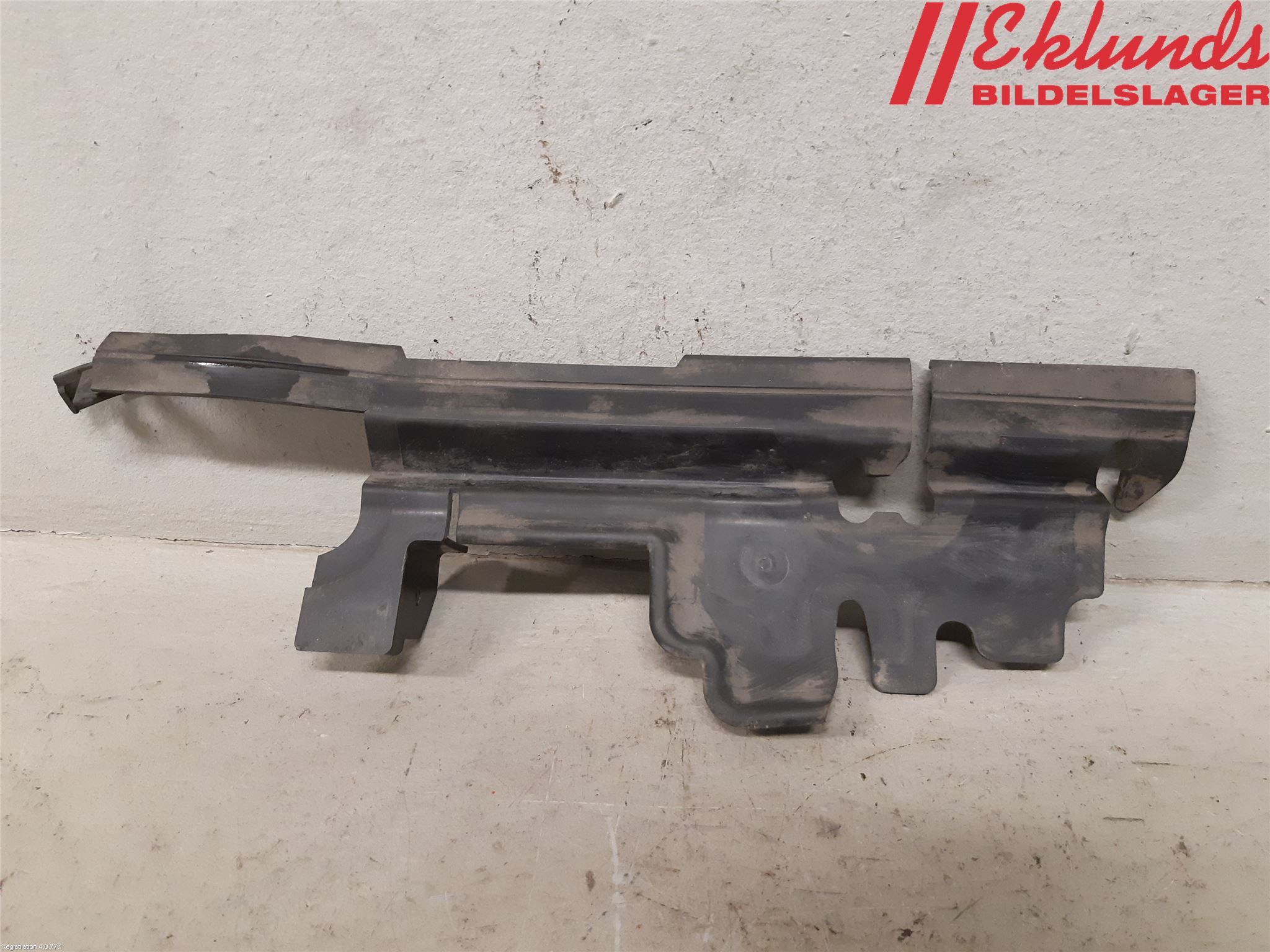 Opel INSIGNIA 09-16 Deflektor Plåt-Plast Kylning