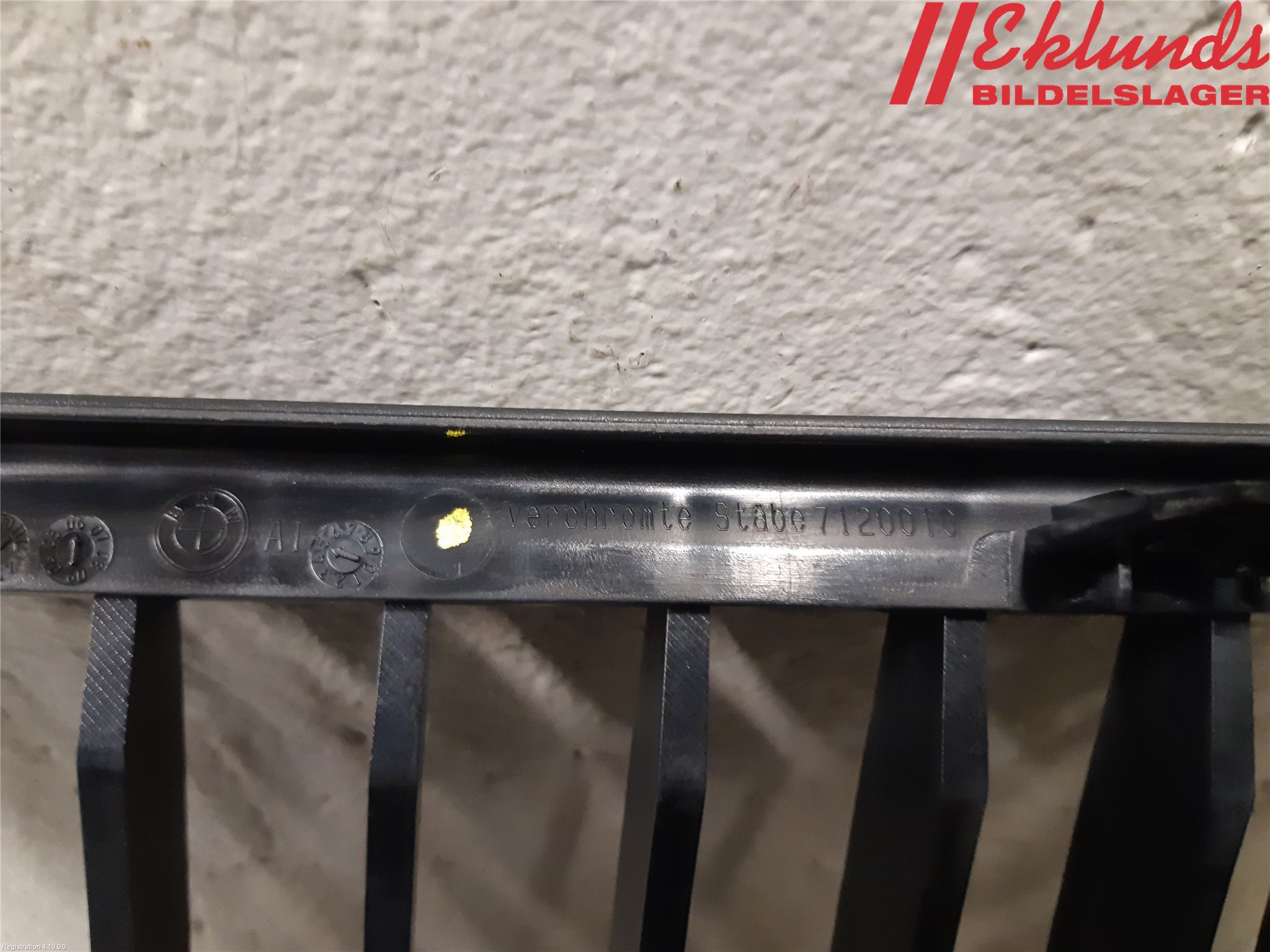 BMW 3 E90/91 SED/TOU 05-12 Grilldel Höger