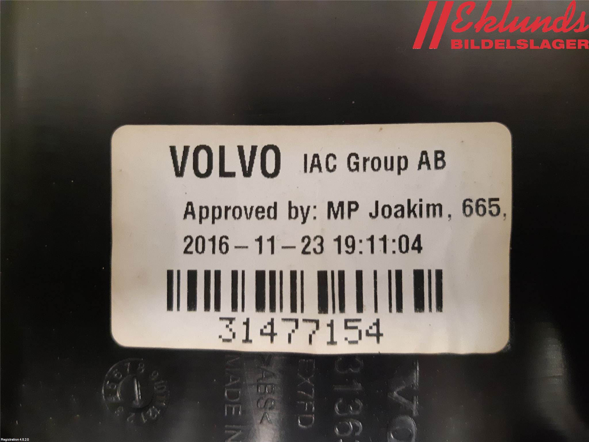 Volvo XC90/RECHARGE 16- Handskfacklucka