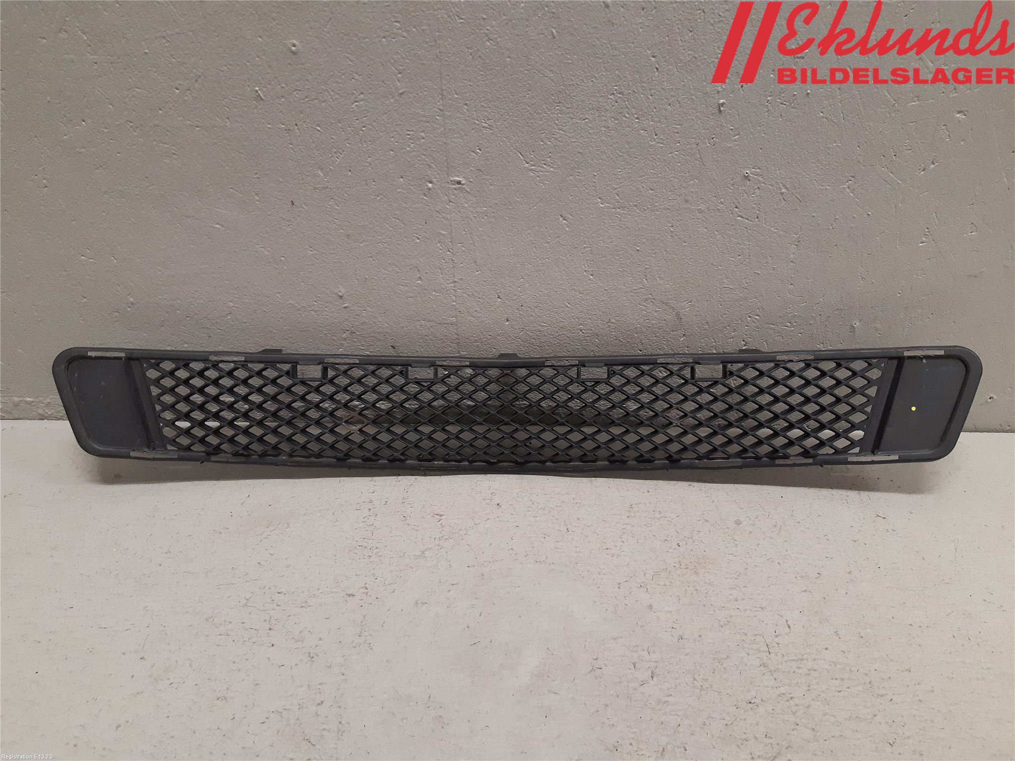 Mercedes-Benz MB C-KLASS (W204) 07-15 Stöt Utfyllnad-List-Grill