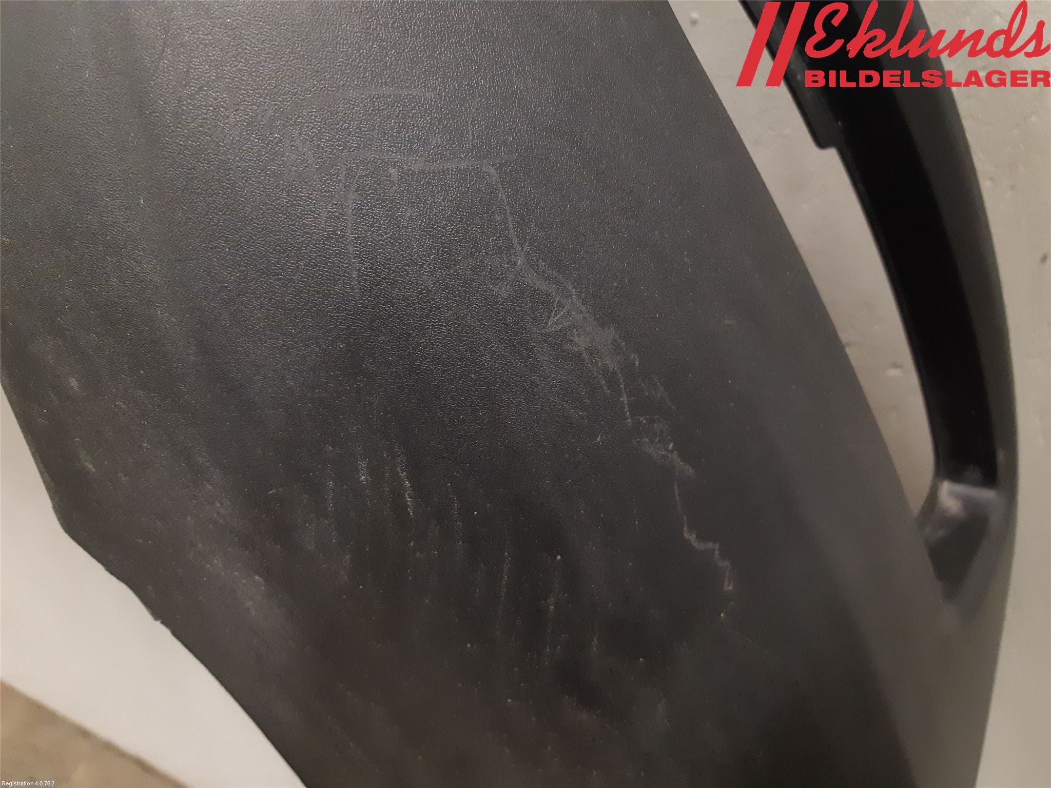 Volvo XC60 09-13 Spoiler Bak