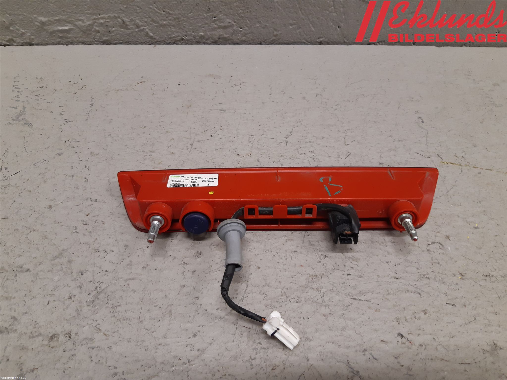 Nissan X-TRAIL 14-21 Bromsljus Bakruta