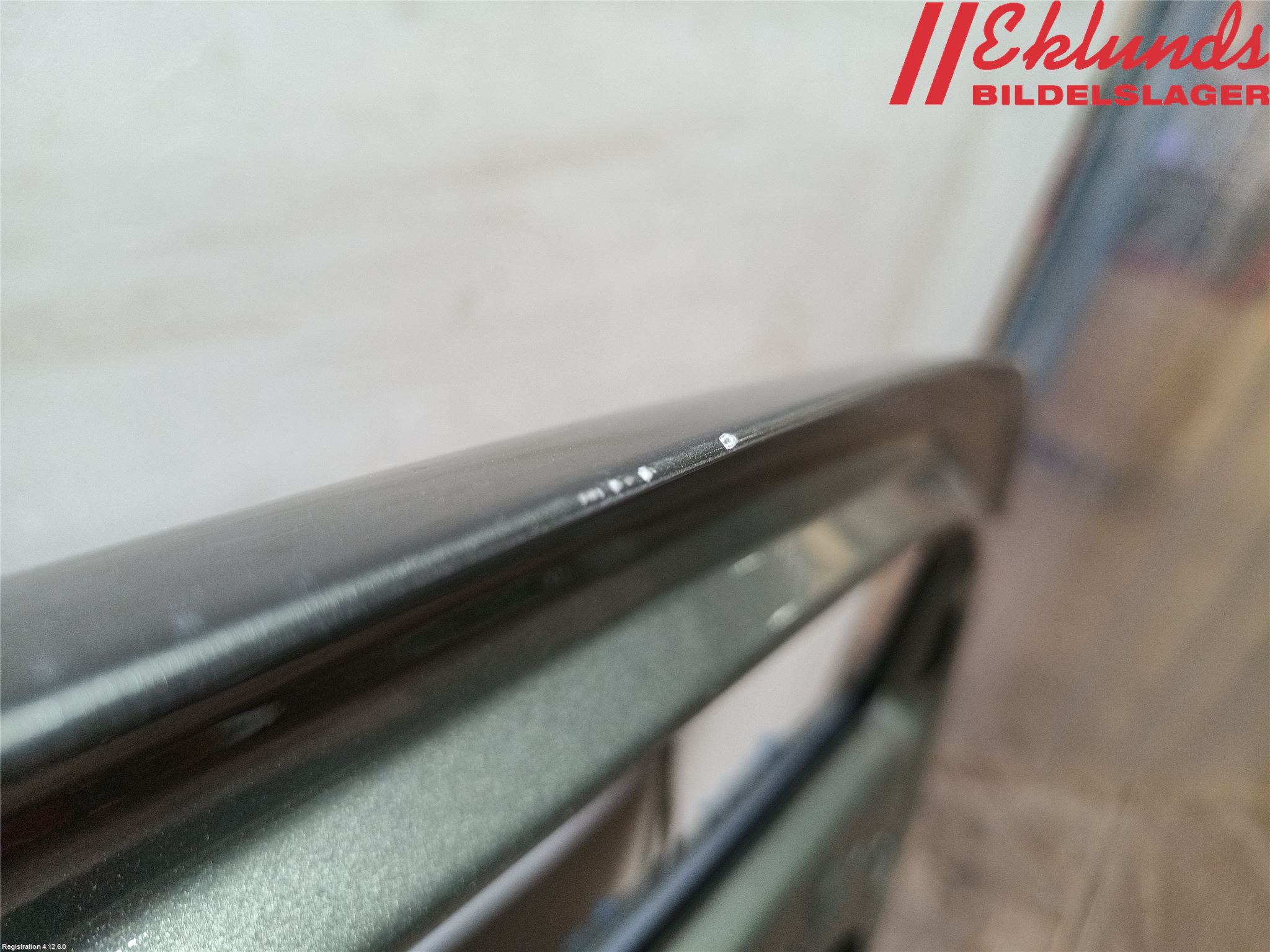 Dacia DUSTER 18-24 Dörr Fram Vänster