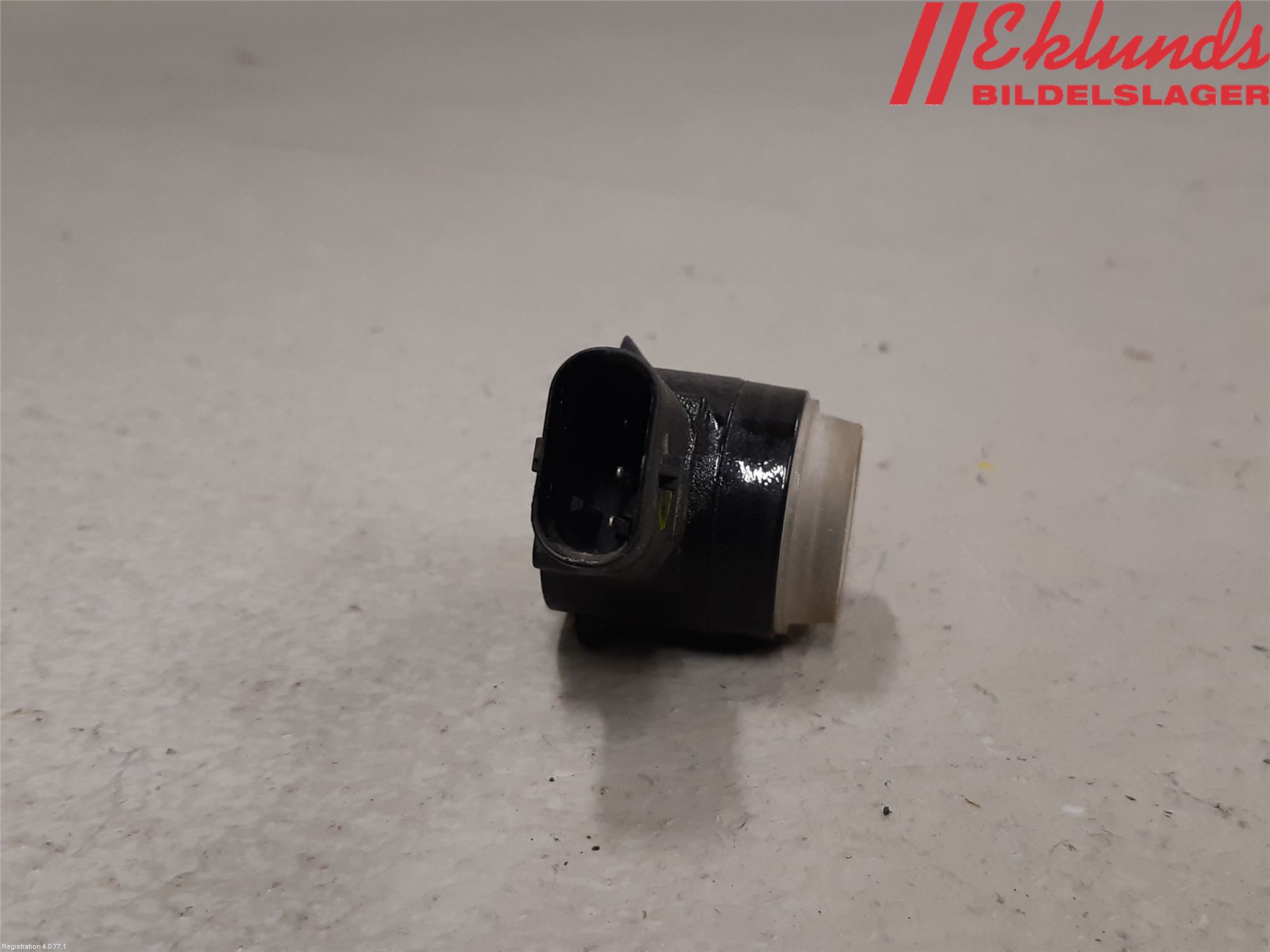 Mercedes-Benz MB E-KLASS (W212) 09-16 Parkeringshjälp Frontsensor