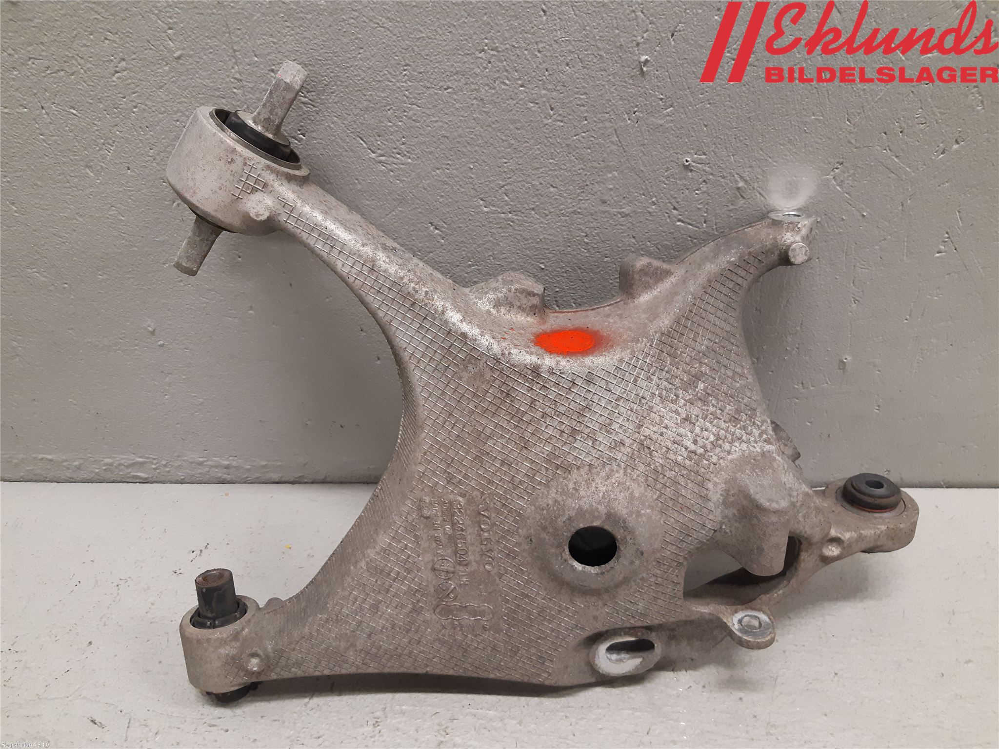 Volvo V60 19- Bärarm Bak Vänster