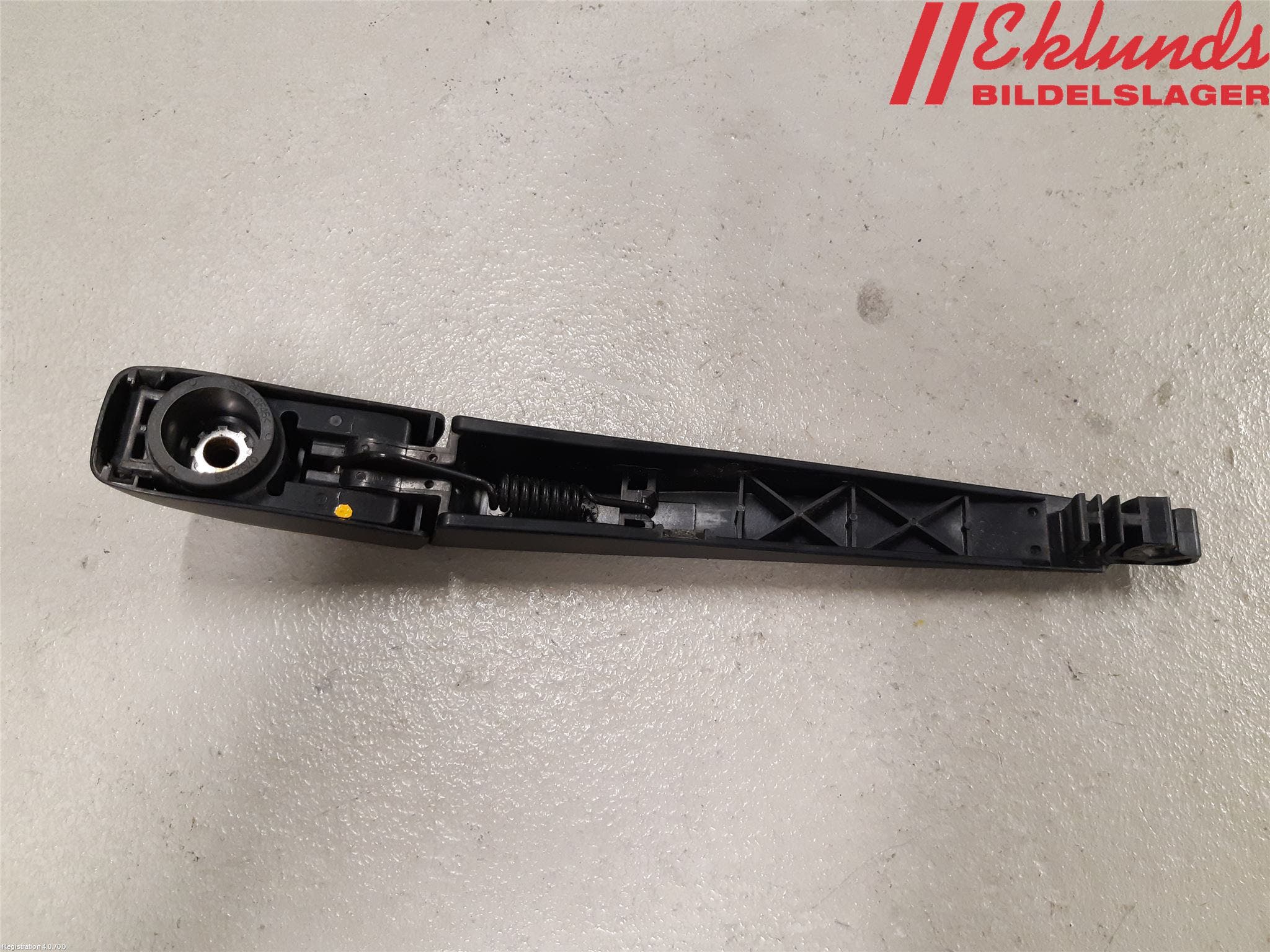 Toyota COROLLA 19- Torkararm-Bakruta