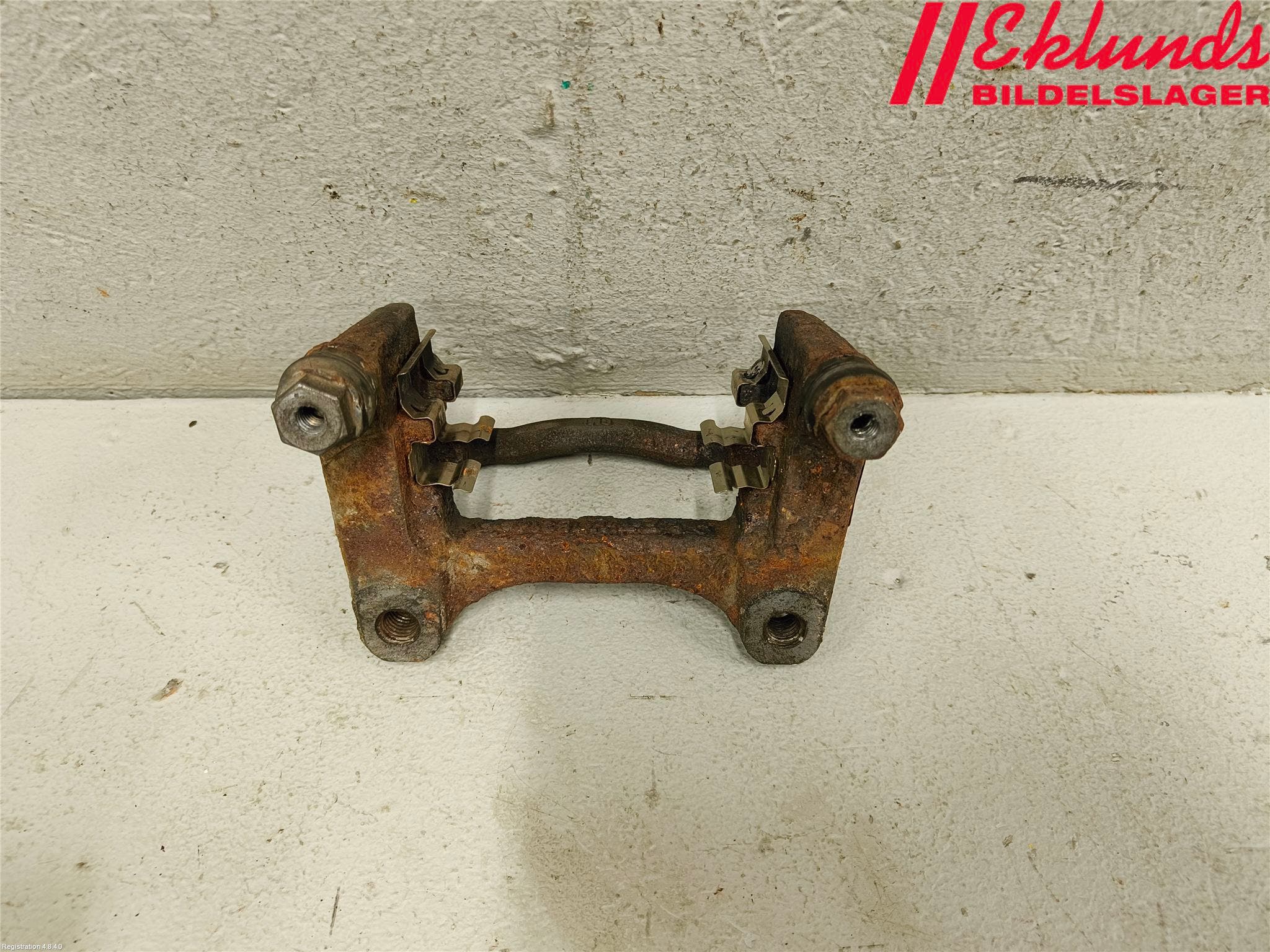 Opel INSIGNIA 17- Bromsokshållare