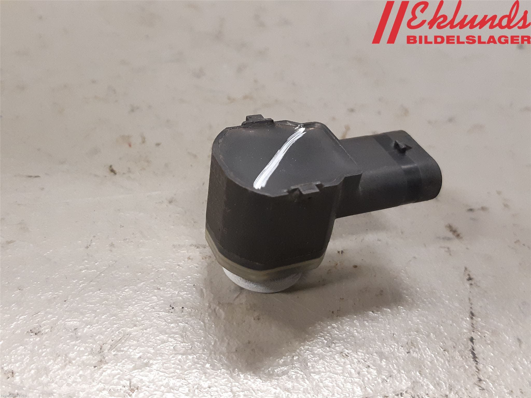 Volkswagen VW PASSAT 11-14 Parkeringshjälp Frontsensor