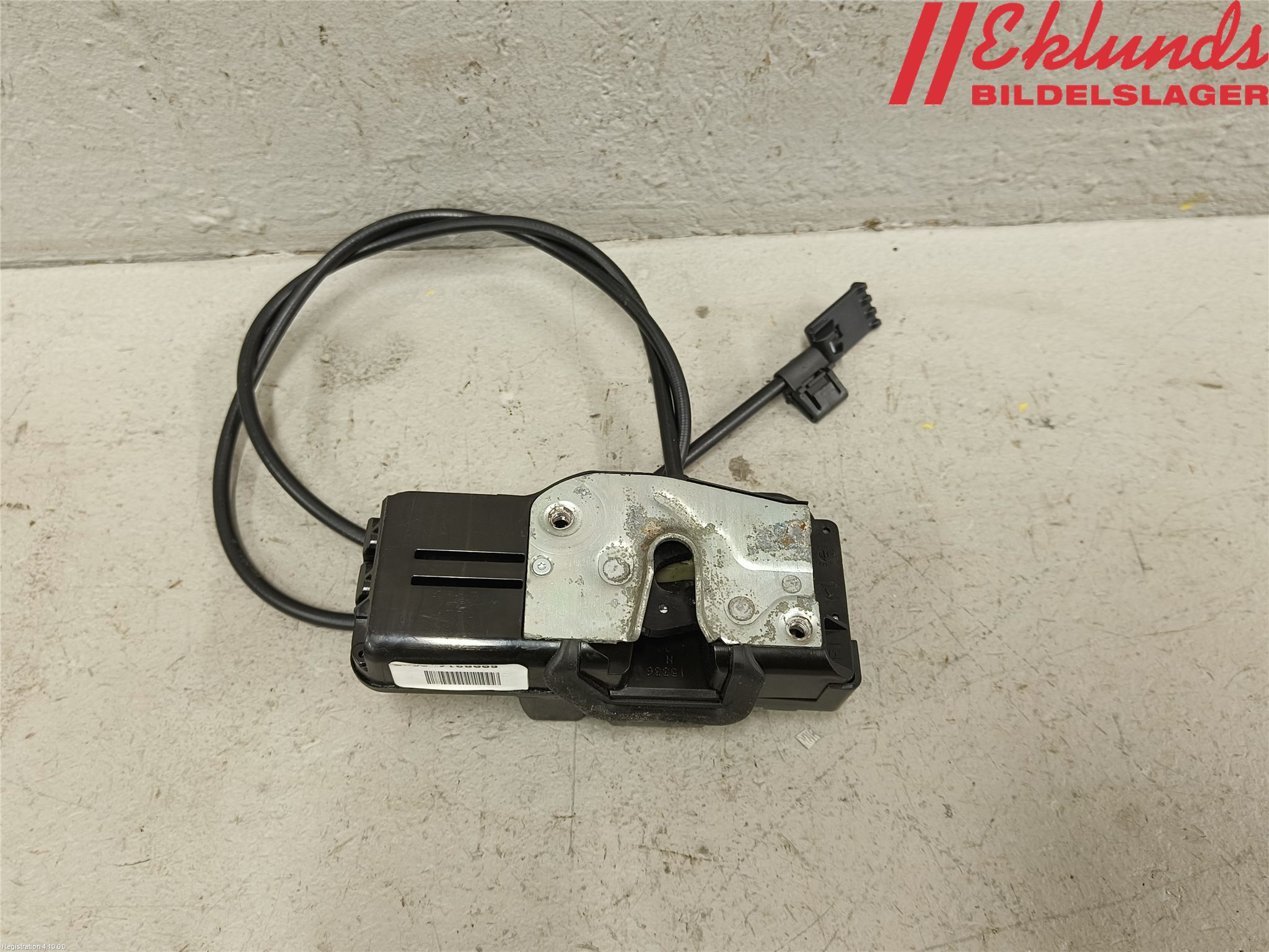 Tesla MODEL S 13- Låskista-Dörrlås