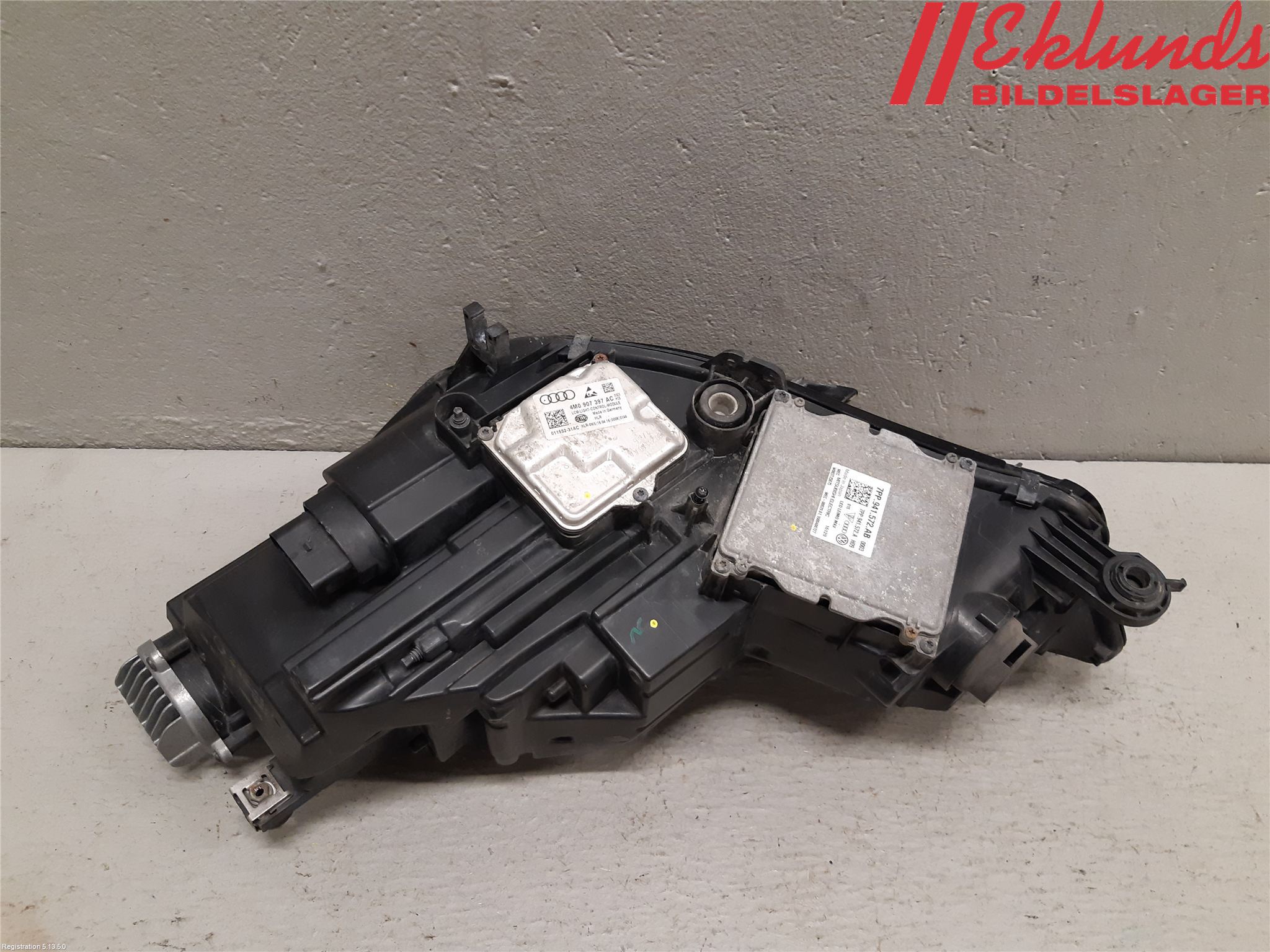 Audi A4/S4 B9 16-19 Strålkastare Höger