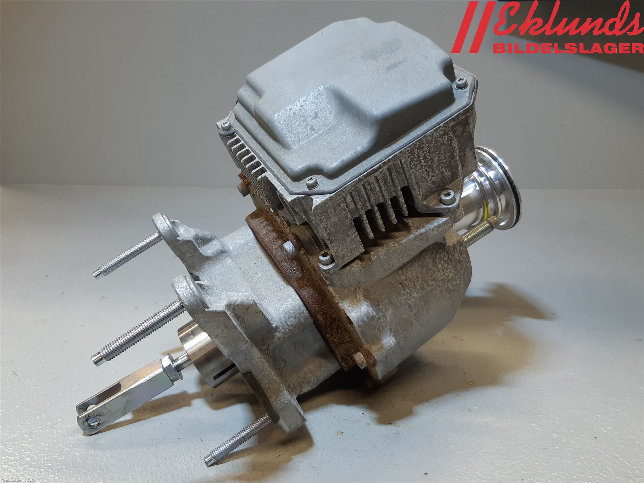 Nissan LEAF 11-17 Bromsservo