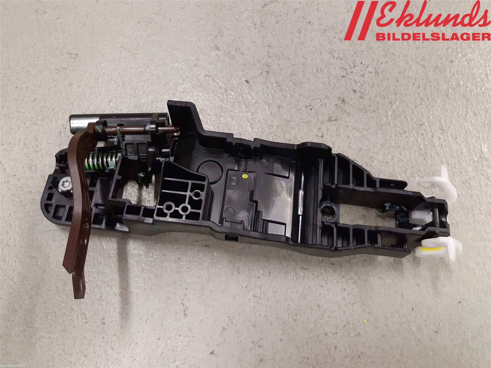 Toyota YARIS XP21 20- Dörrhandtag Yttre Vä