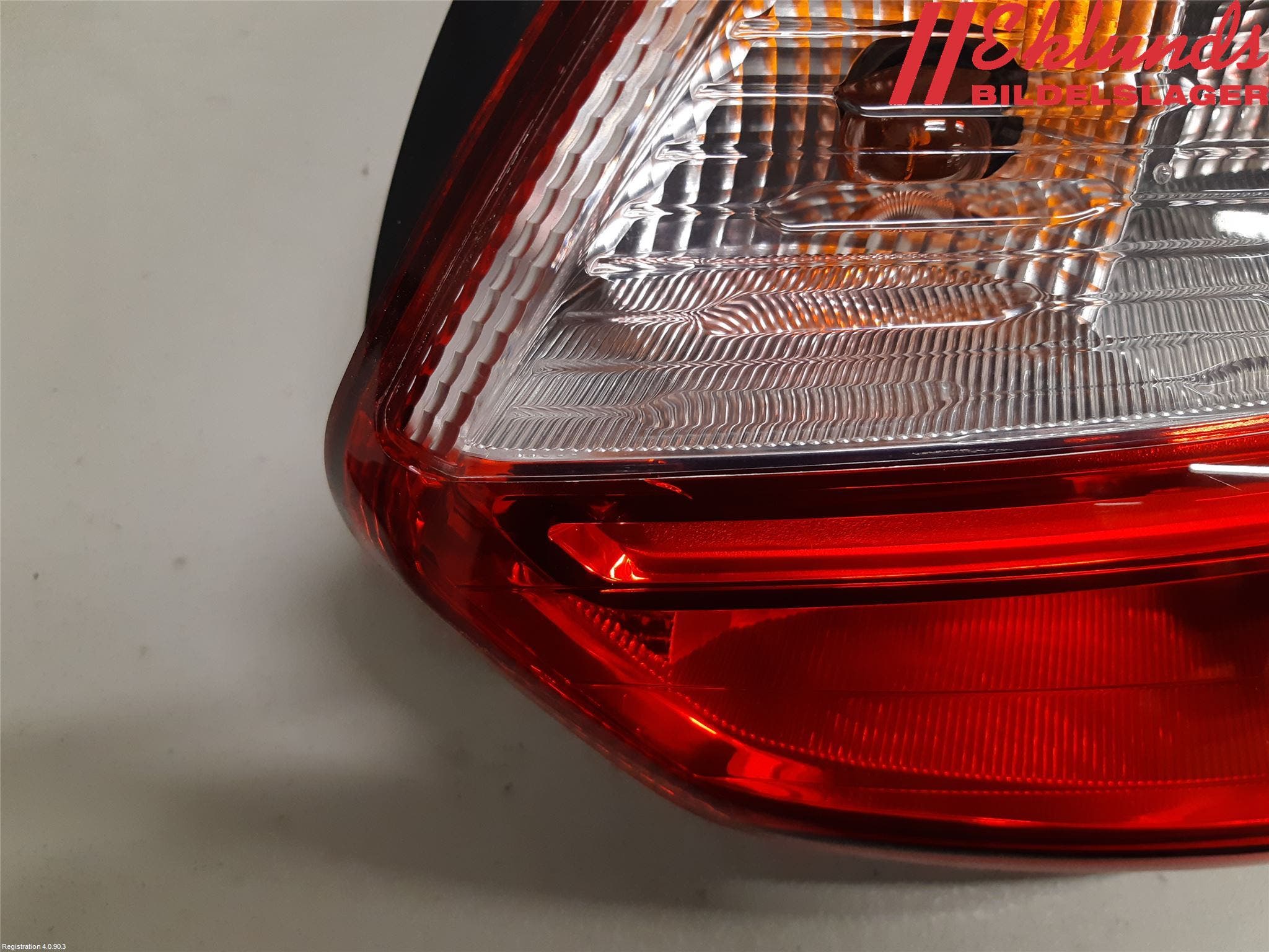 Ford FOCUS 11-14 Bakljus Höger