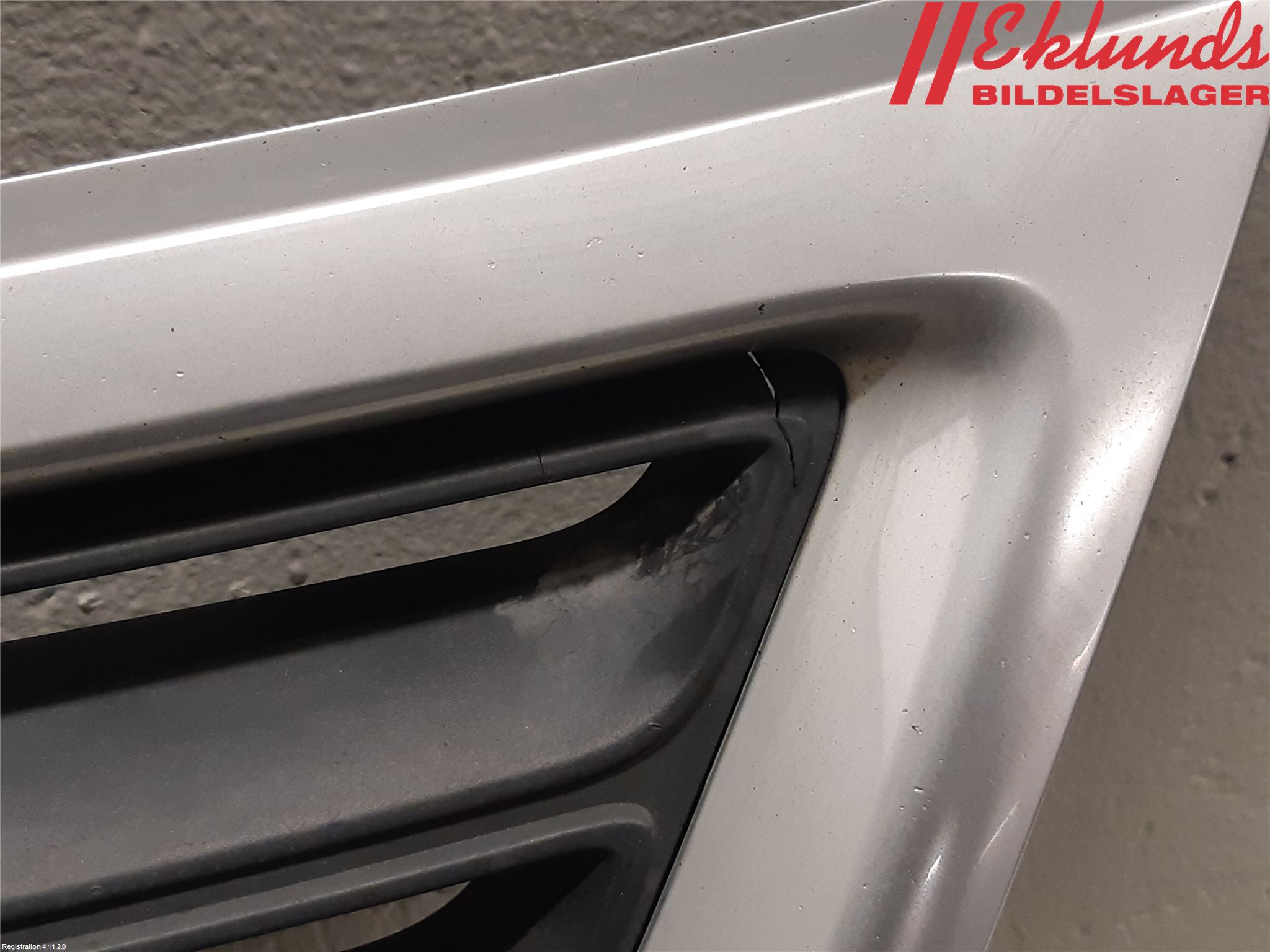 Saab 9-3 VER2/VER3 08-15 Grilldel Mitt