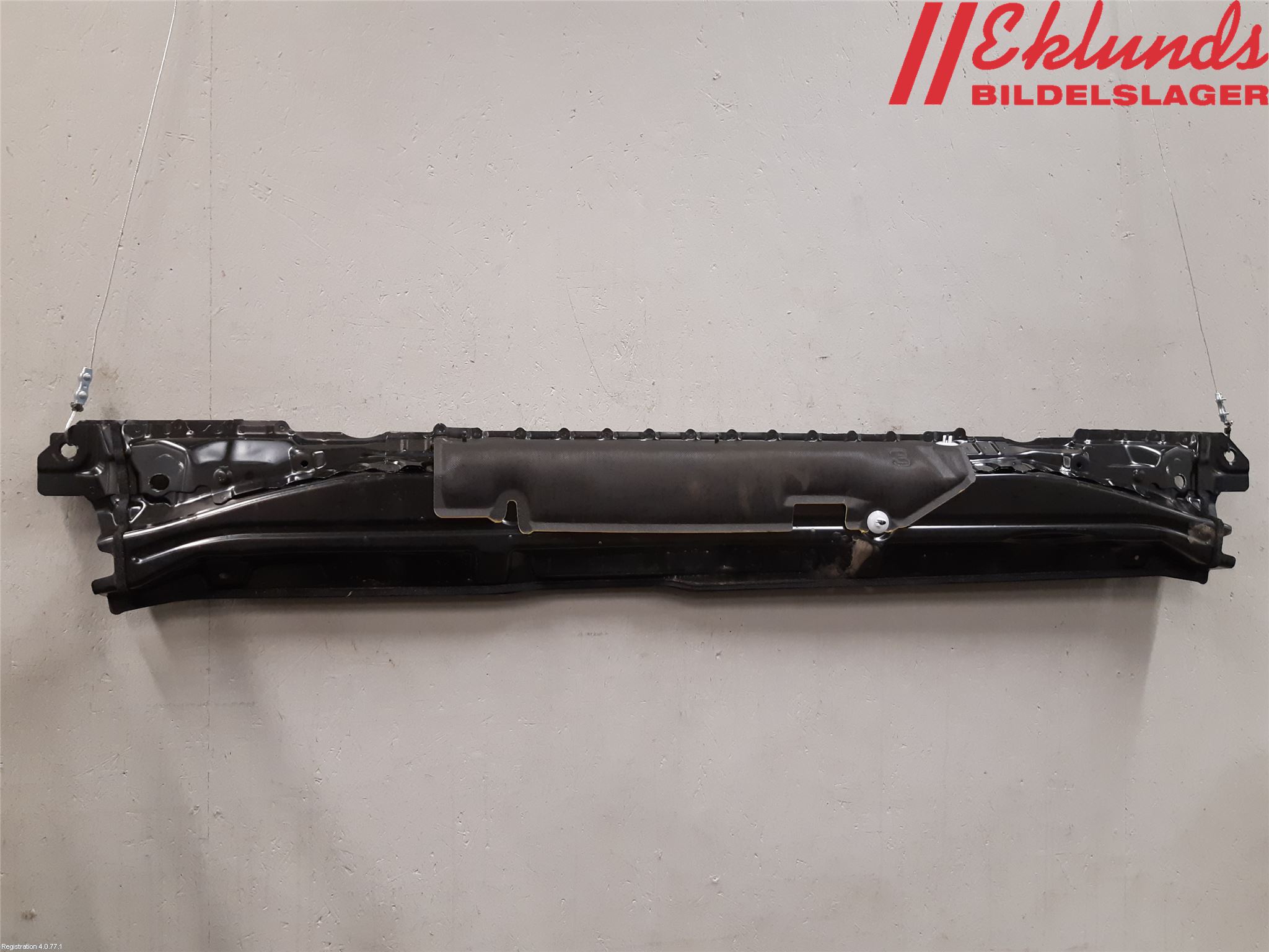 Toyota RAV4 19- Torpedplåt-Torpedplast