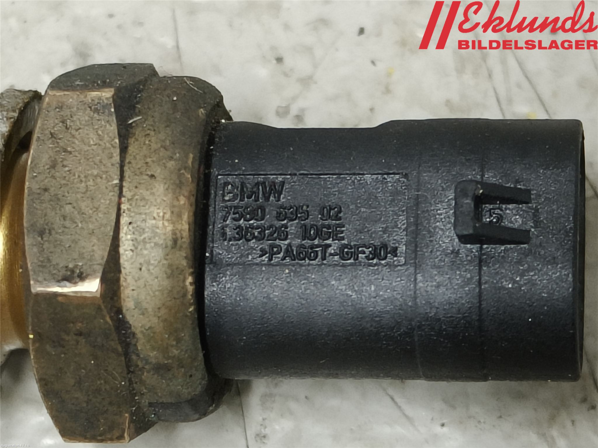 BMW 5 G30/G31/F90 17-23 Givare Temp Vatten