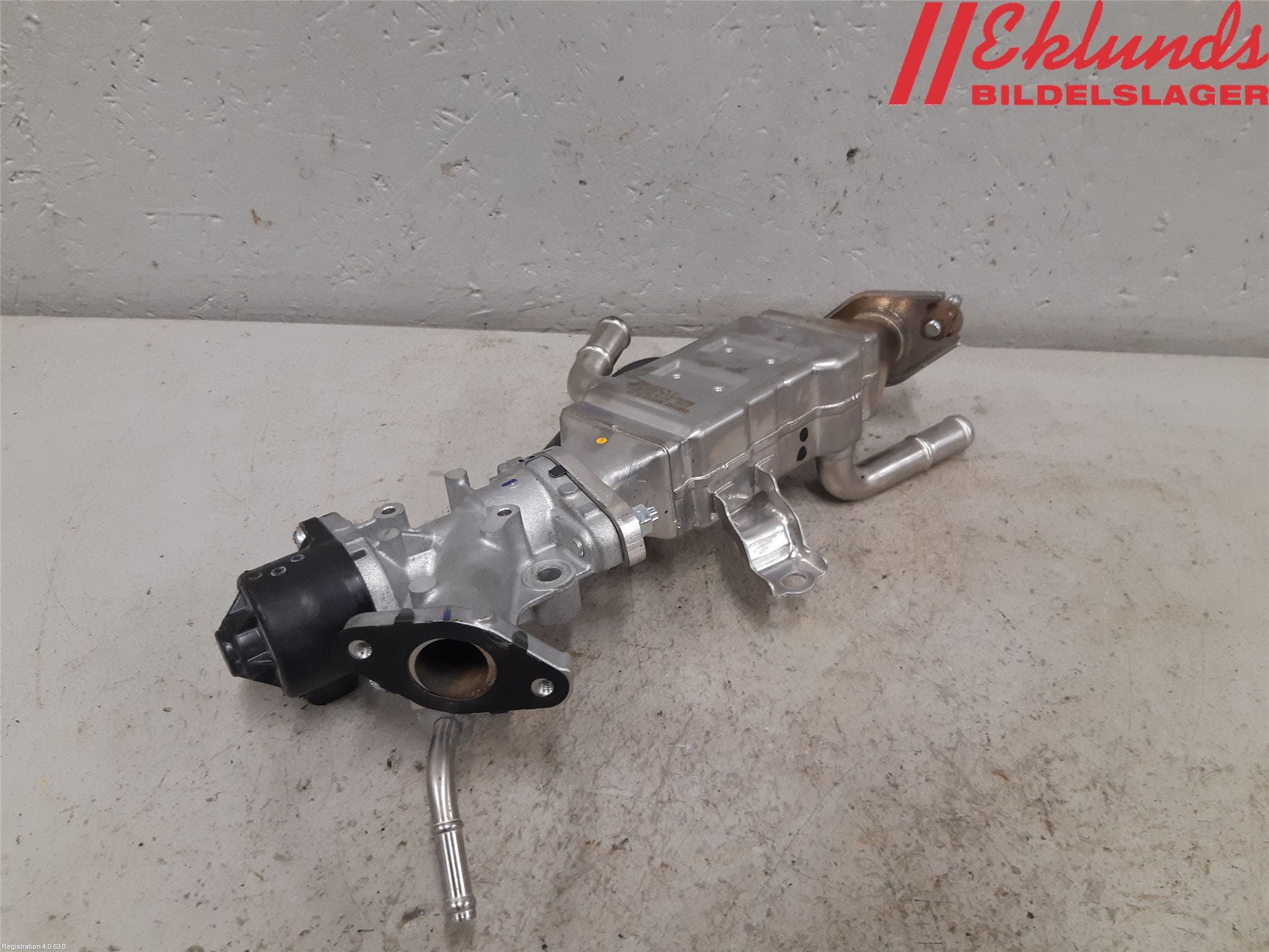 Toyota COROLLA 19- Avgaskylare