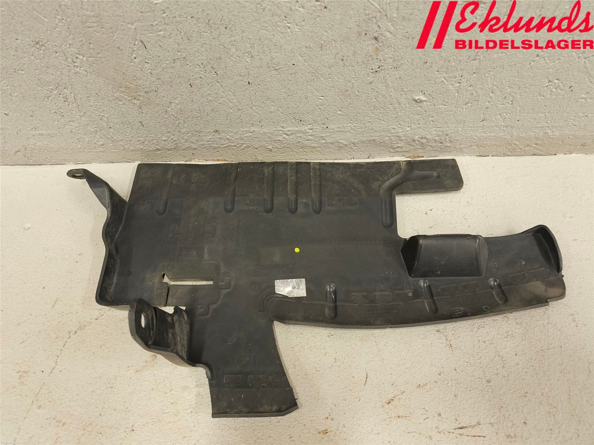 Ford TRANSIT/TOURNEO CUSTOM 13-24 Deflektor Plåt-Plast Kylning