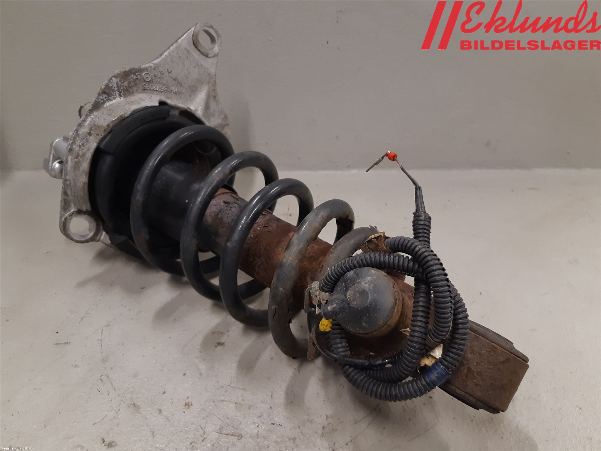 Volvo S60 01-04 Fjäderben Bak Höger