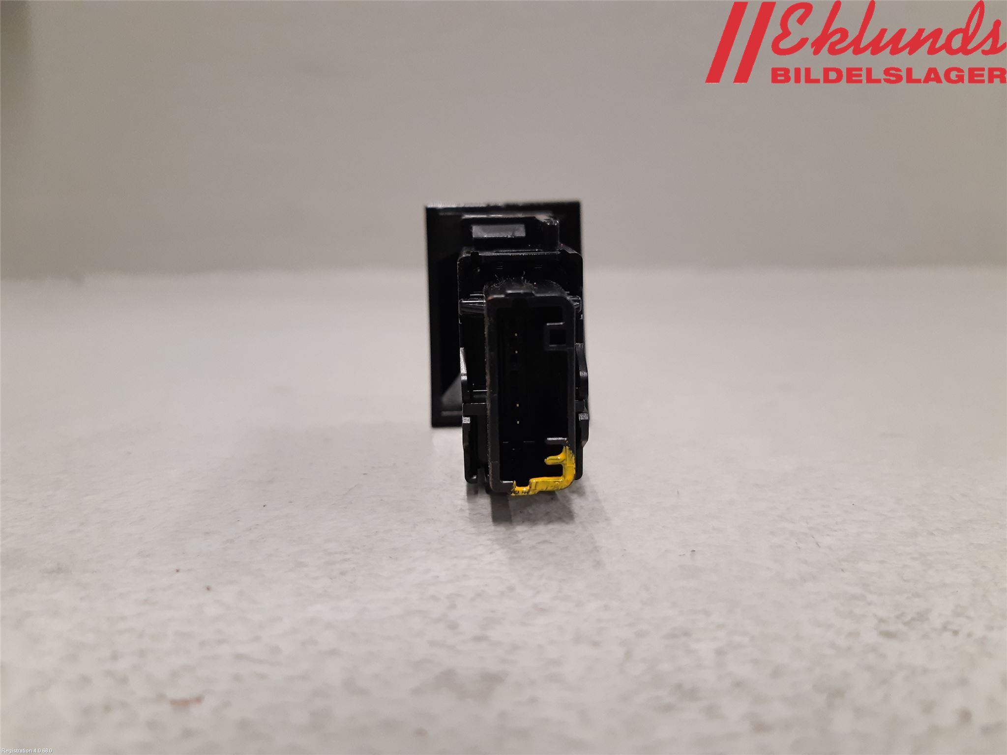 Toyota COROLLA 19- Strömställare Varnings