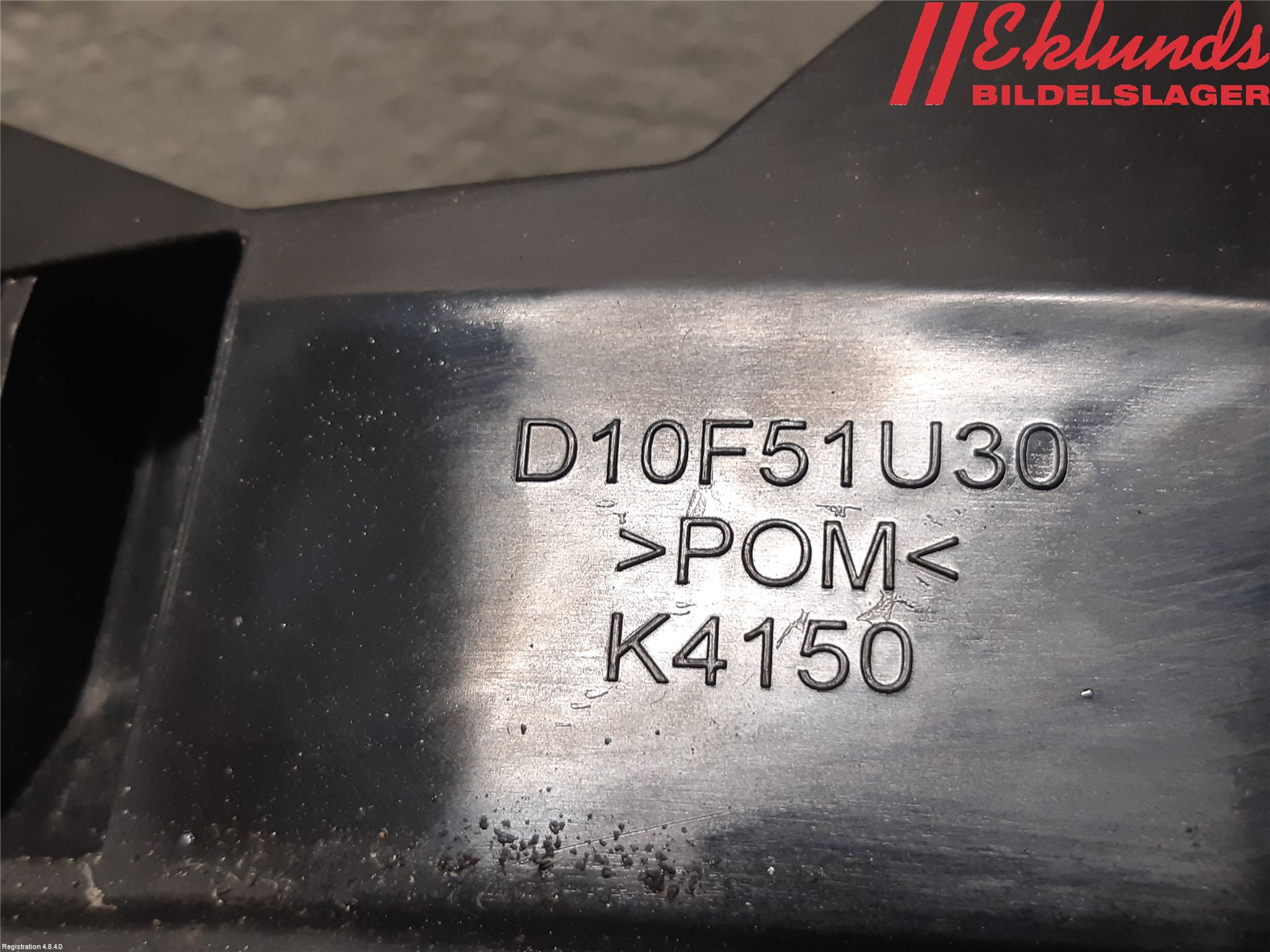 Mazda CX-3 Skärmfäste Fram Hö