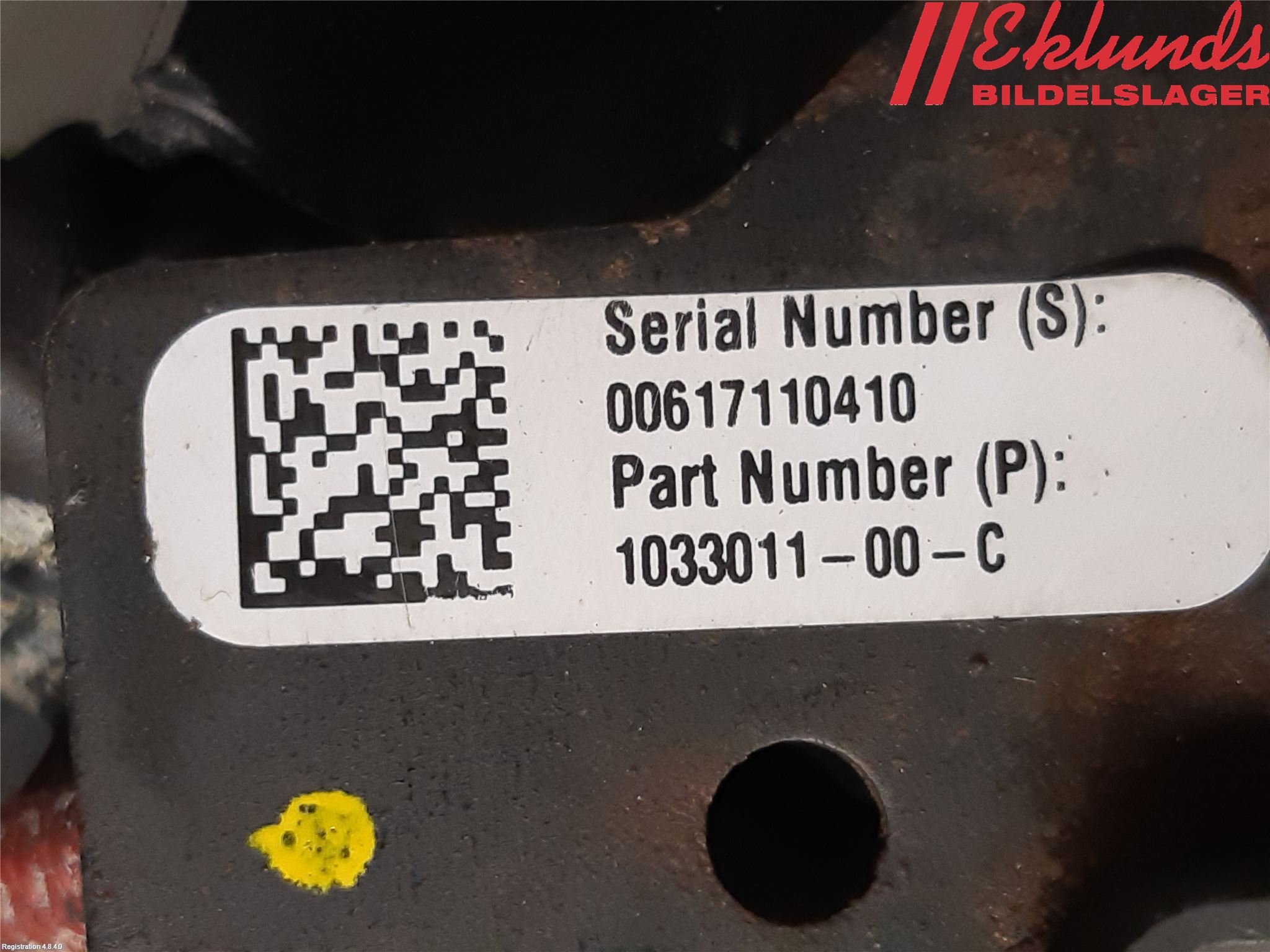 Tesla MODEL X 16- Huvlås