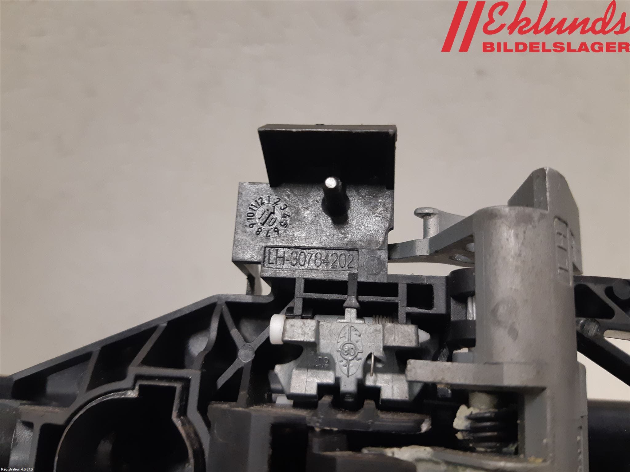 Volvo V70 08-13 Dörrhandtag Yttre Vä