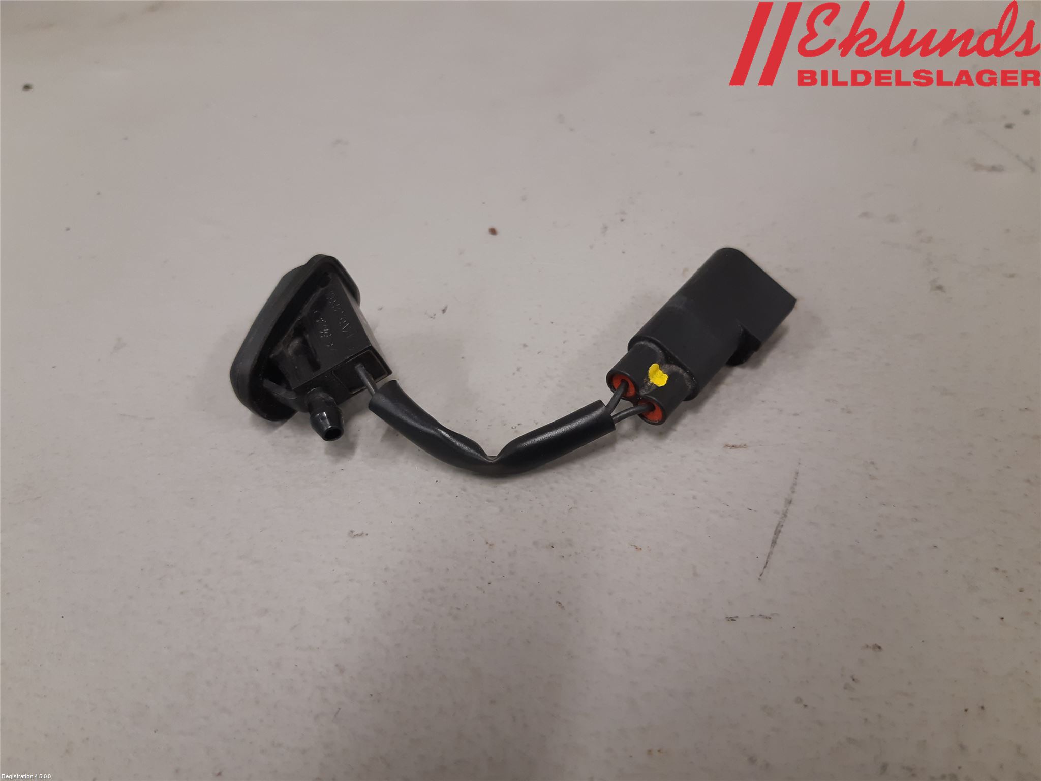 Ford C-MAX ll 15-19 Spolarmunstycke Rutor