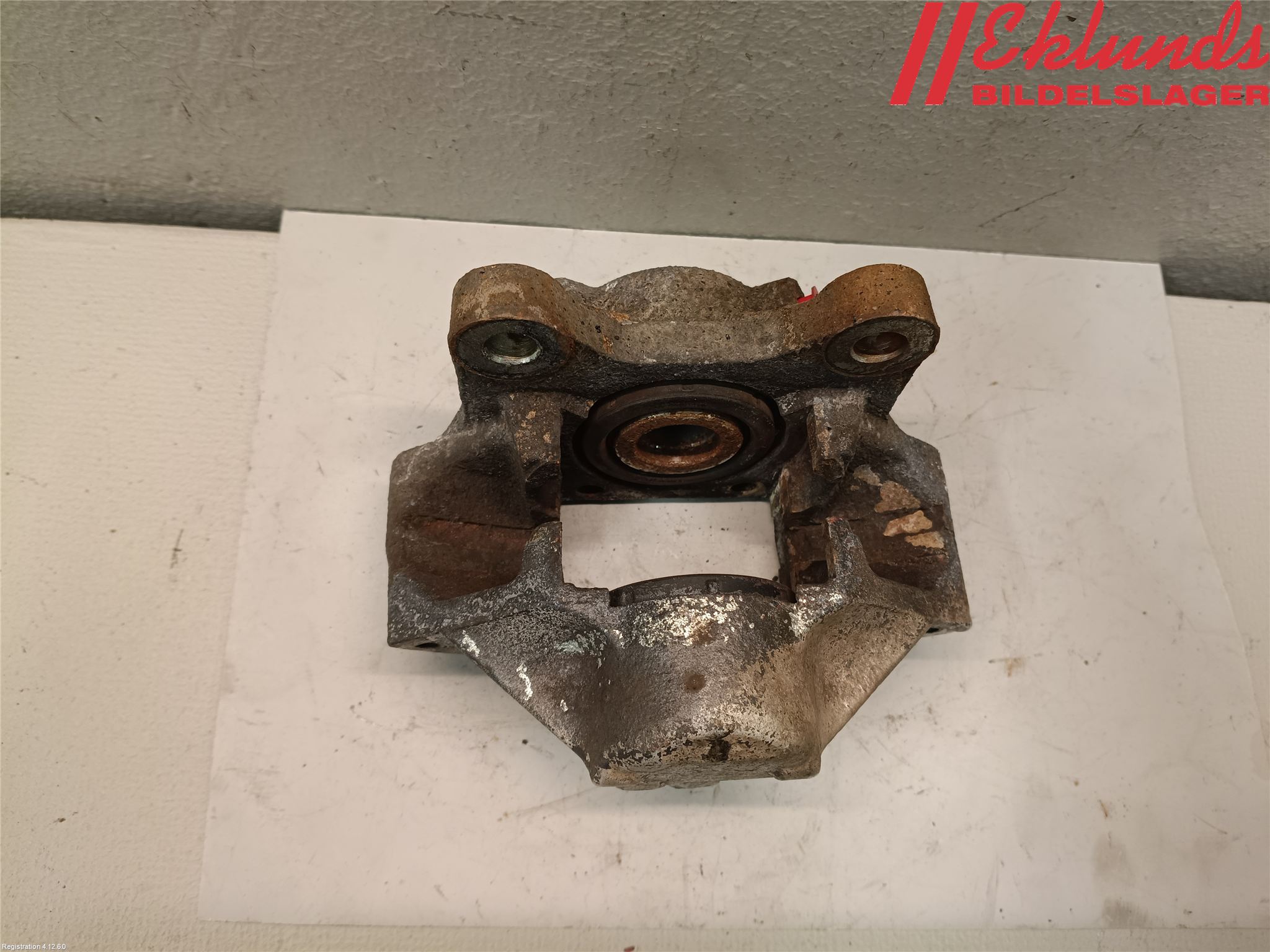 Volvo 940 91-98 Bromsok Bak Vänster