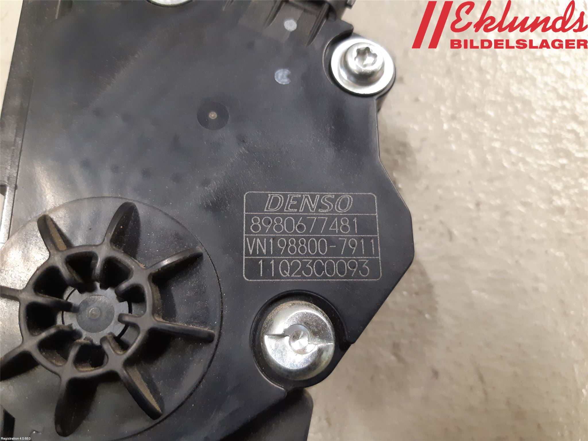 Isuzu D-MAX Gaspedal