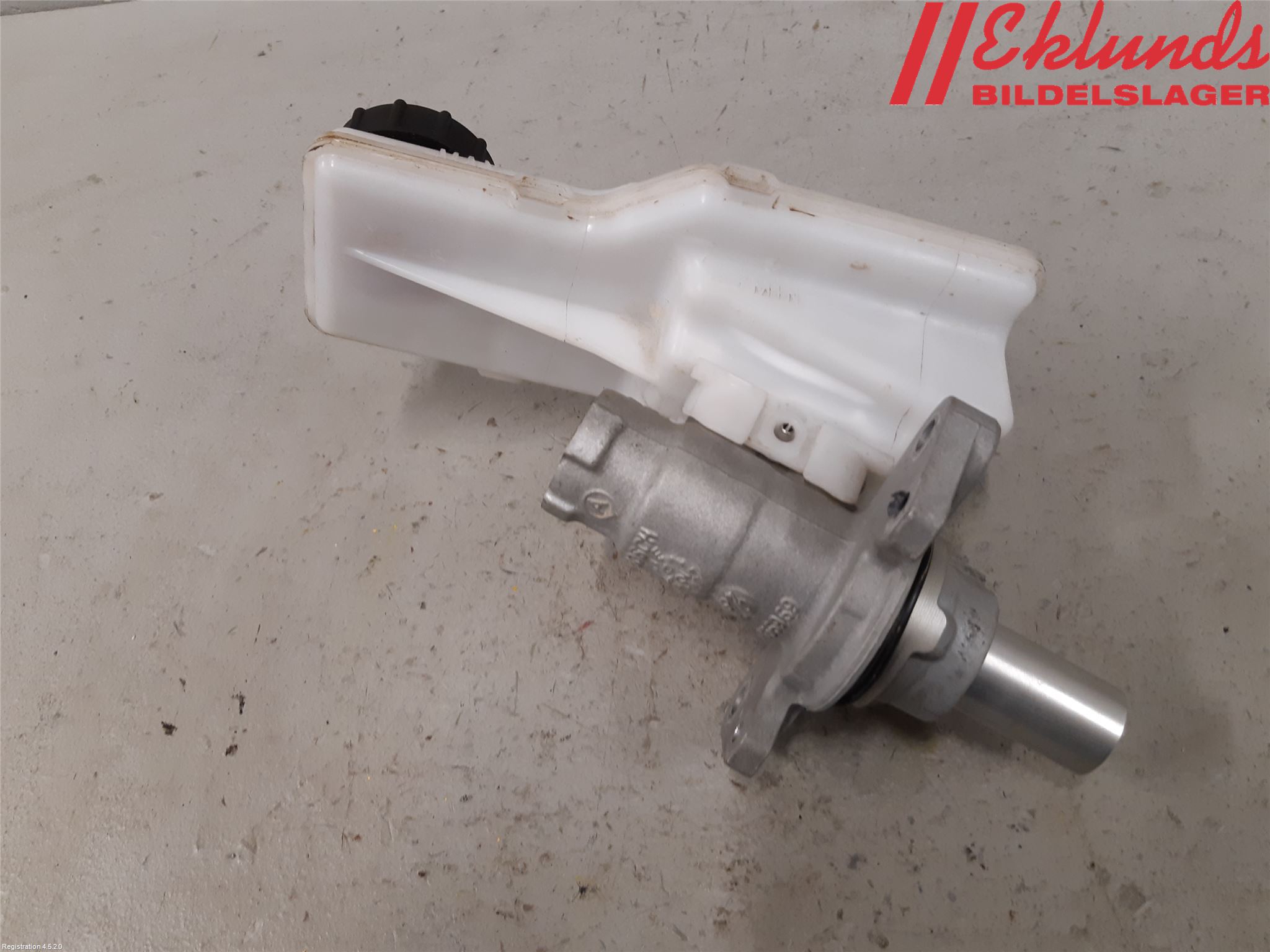 Volvo XC40/RECHARGE 18- Broms Huvudcylinder