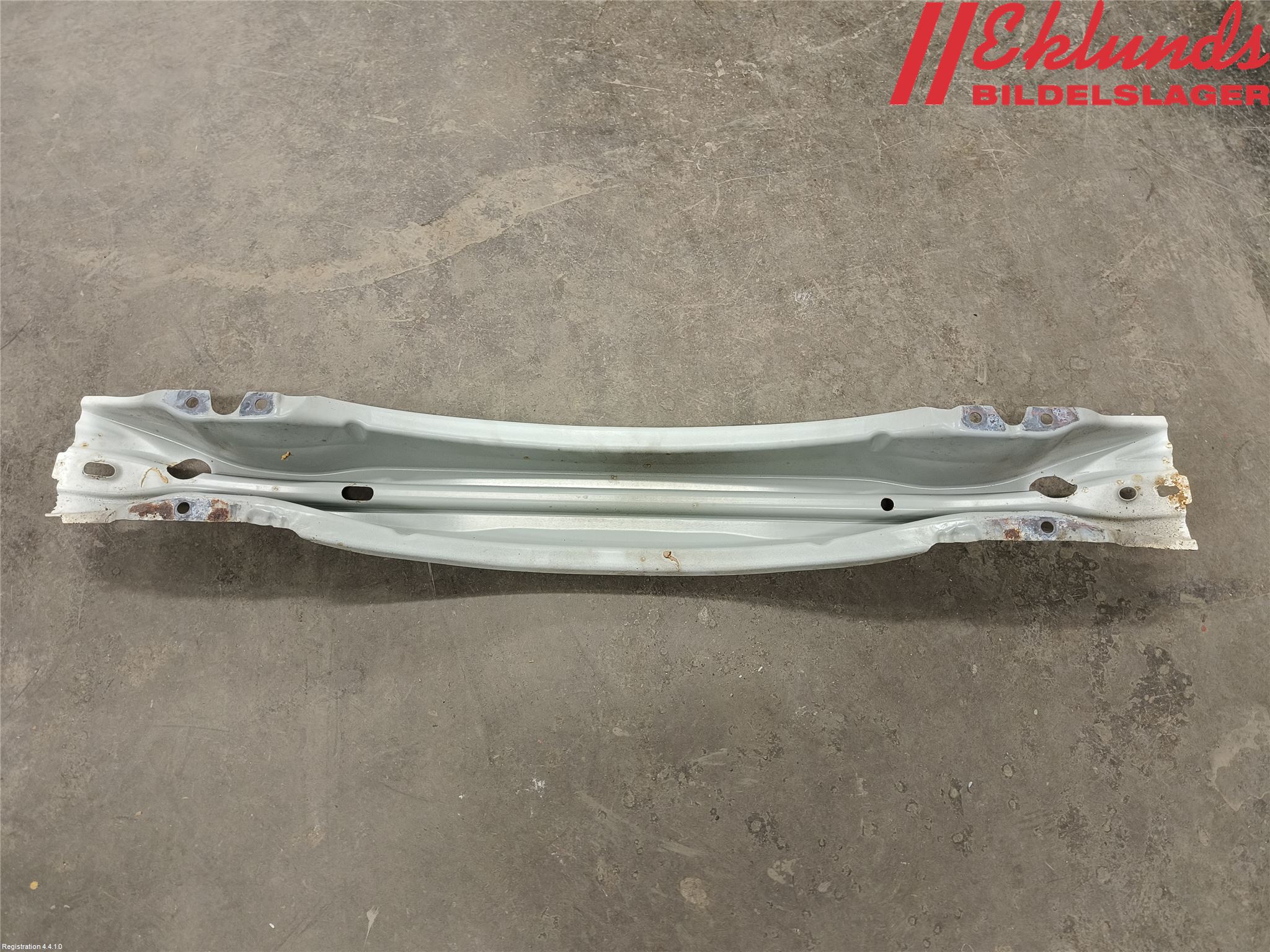 Volvo V60 11-13 Stötfångarbalk Bak