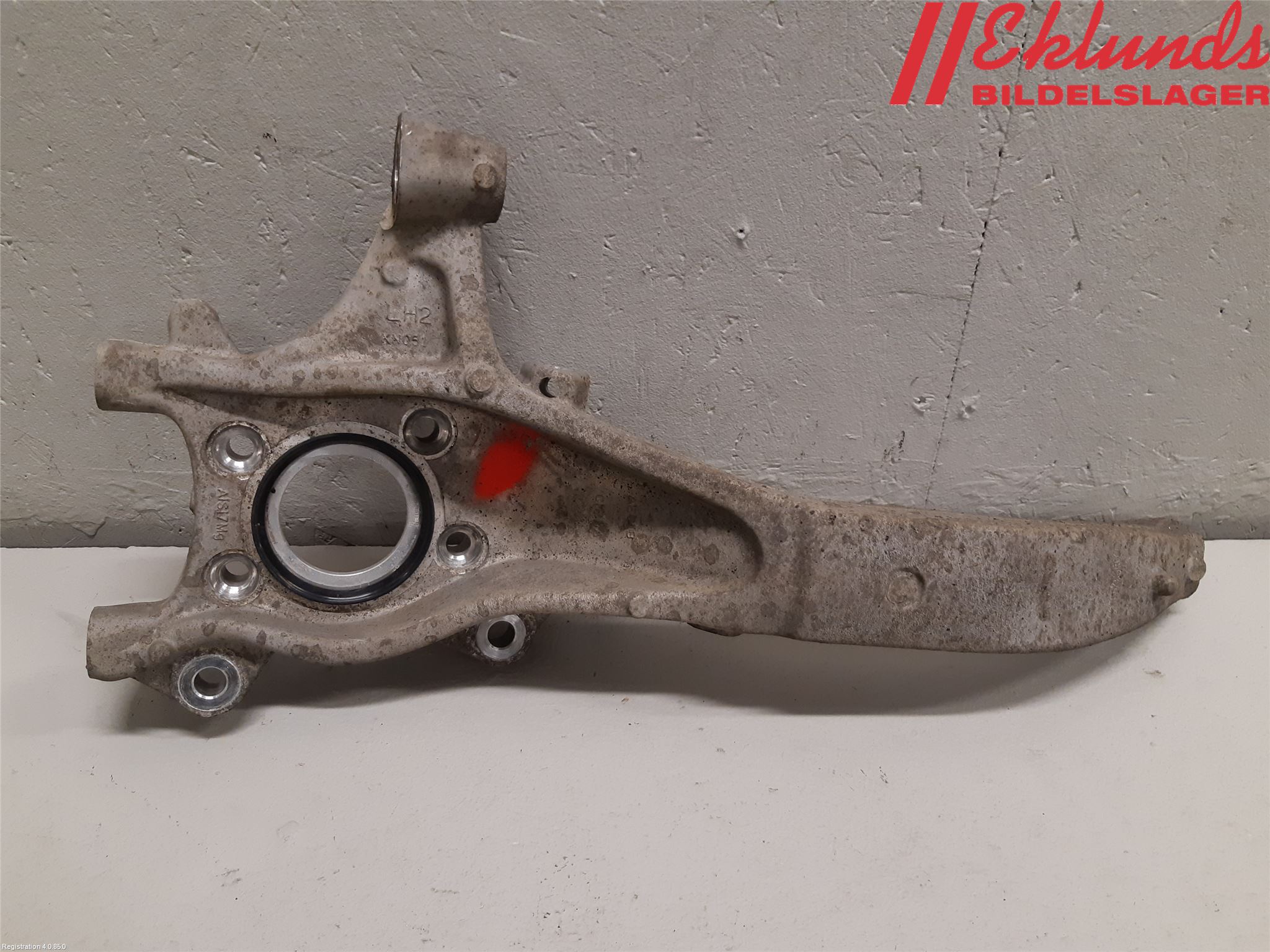 Volvo XC90/RECHARGE 16- Styrspindel Lagerhus Vä