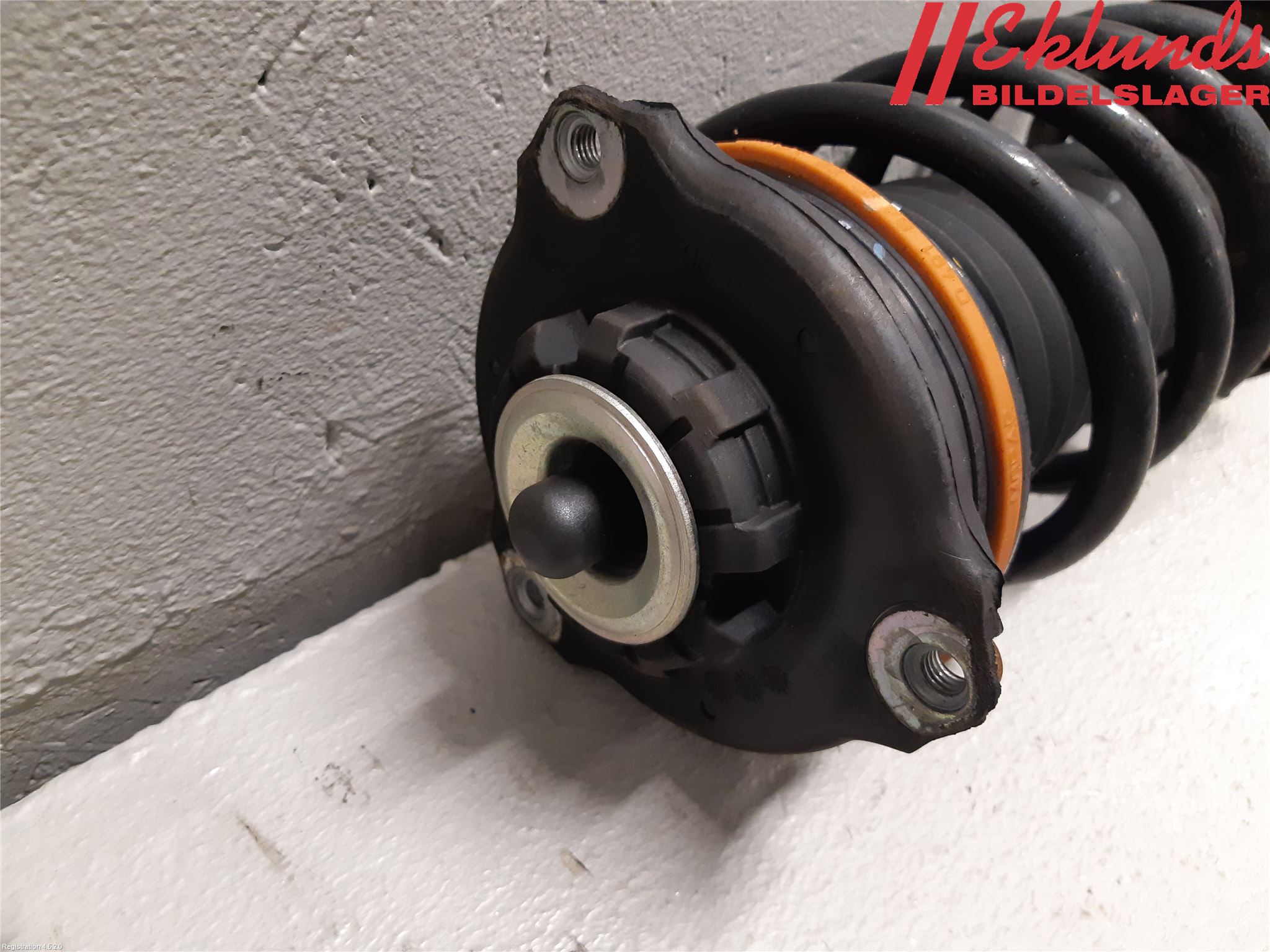 Fiat 500X 15- Fjäderben Fram Höger