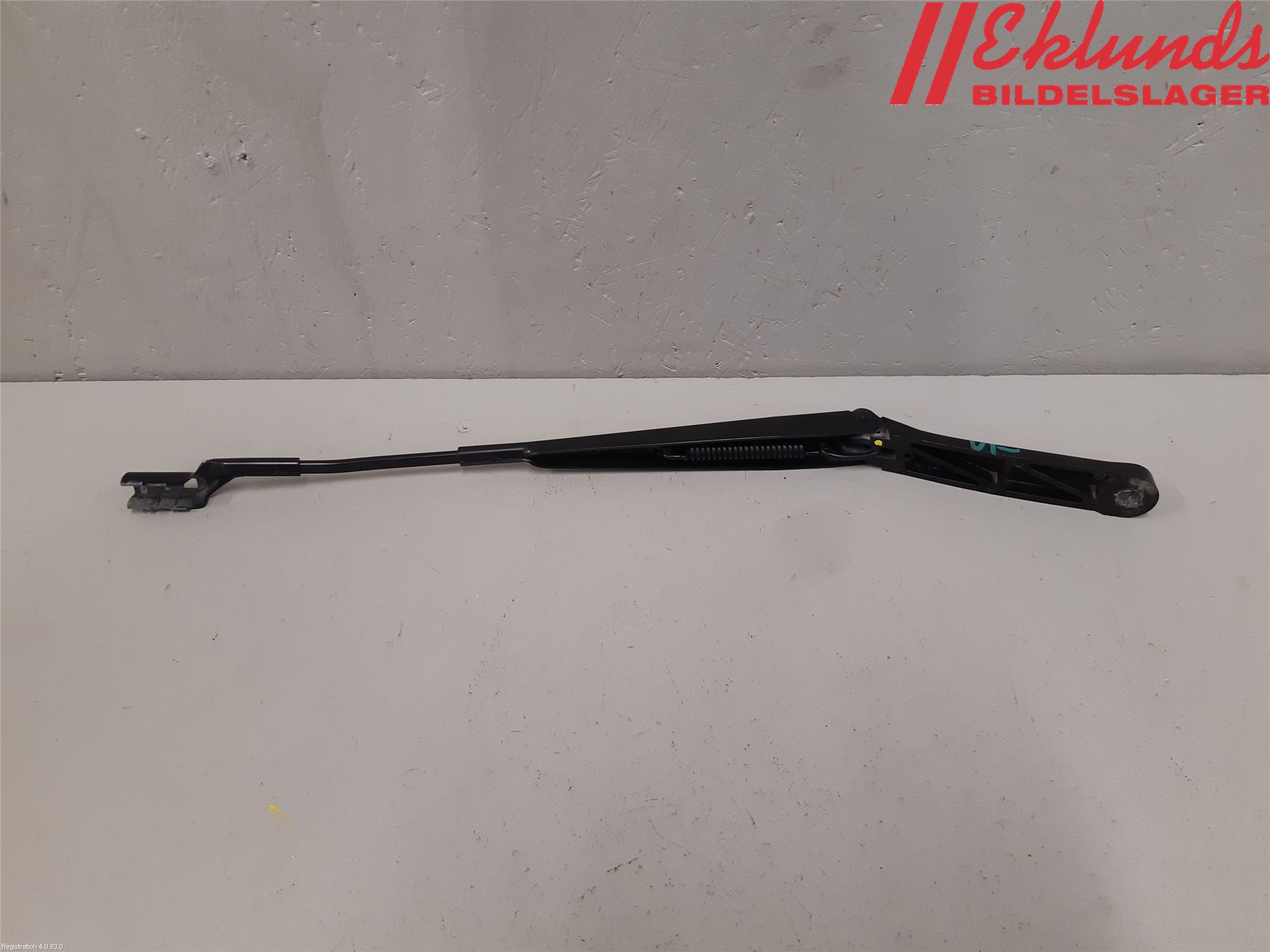 Volkswagen VW PASSAT 15-19 Torkararm Armar Vindruta