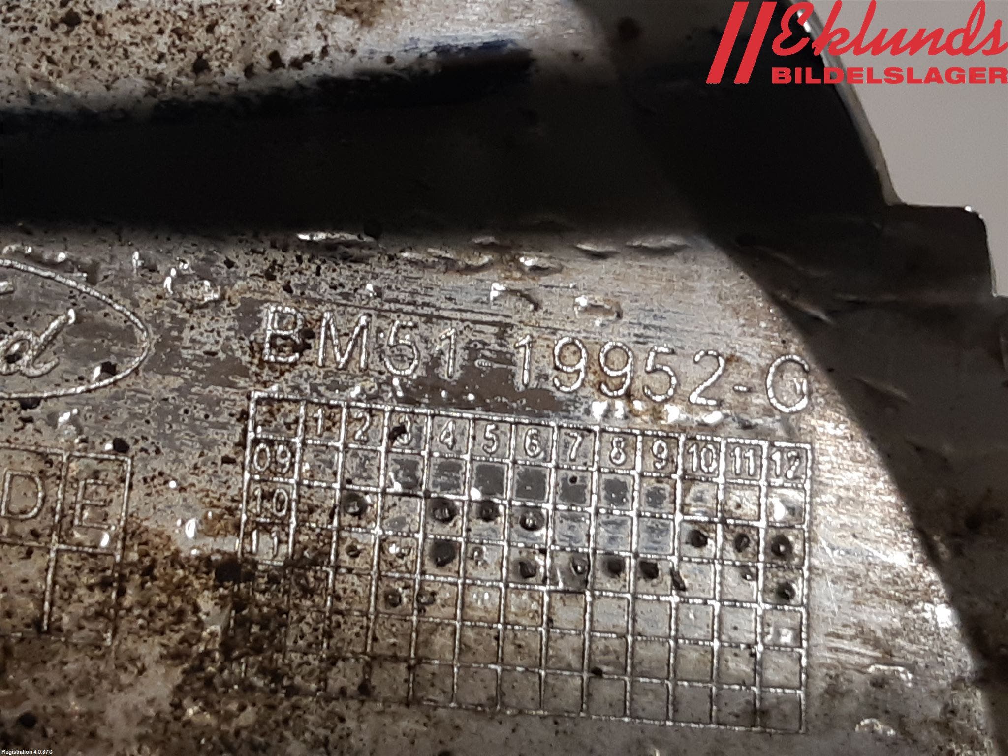 Ford FOCUS 11-14 Dimljussarg Fram